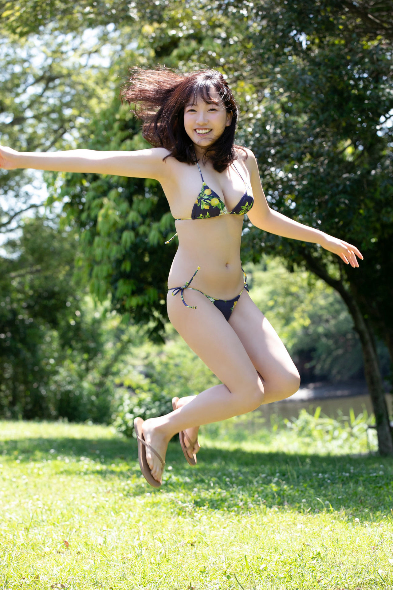 Kyouka 京佳, ＦＲＩＤＡＹデジタル写真集 ファースト・ヌード　１１８ページ完全版 Set.01