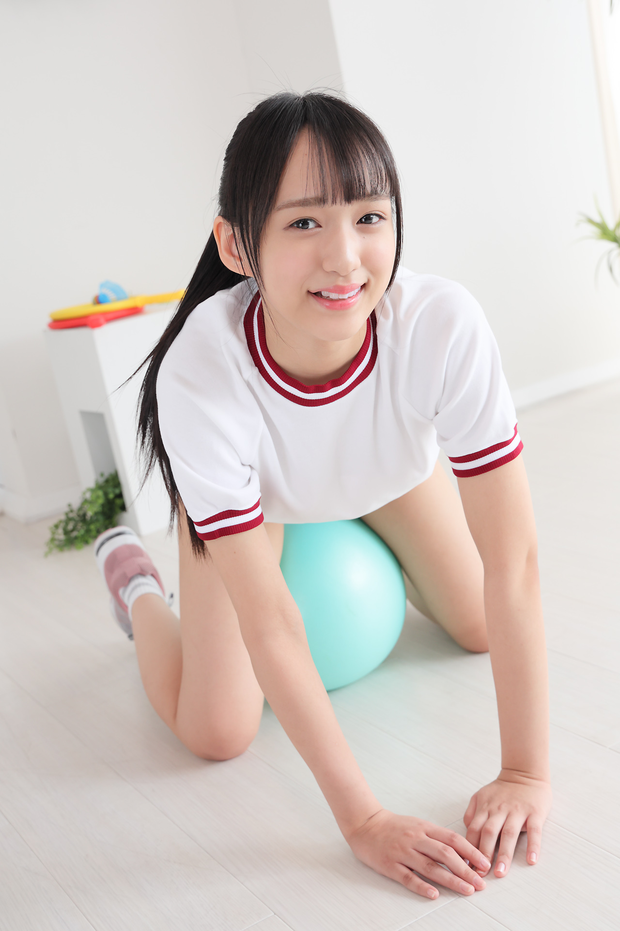 Yuna Sakiyama 咲山ゆな, [Minisuka.tv] 2022.05.19 Regular Gallery 02