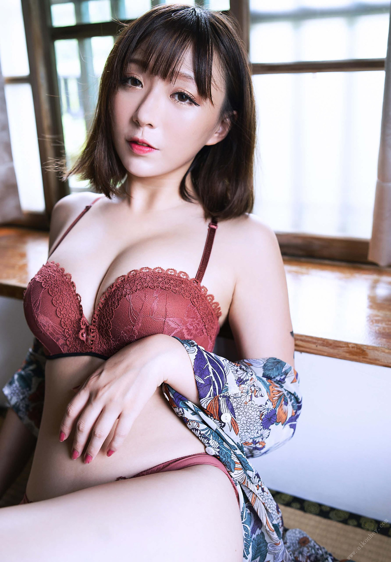 RedBoy全新企劃 二分之一雙重刺激女女 寫真書 Set.01