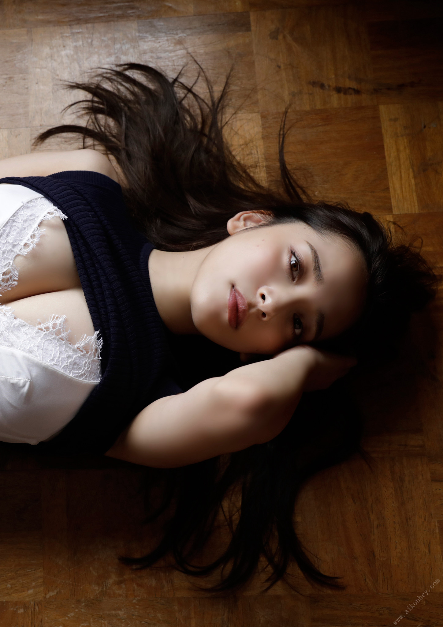 Sayaka Tomaru 都丸紗也華, ヤングチャンピオンデジグラ ヴィーナスの眼差し Set.03