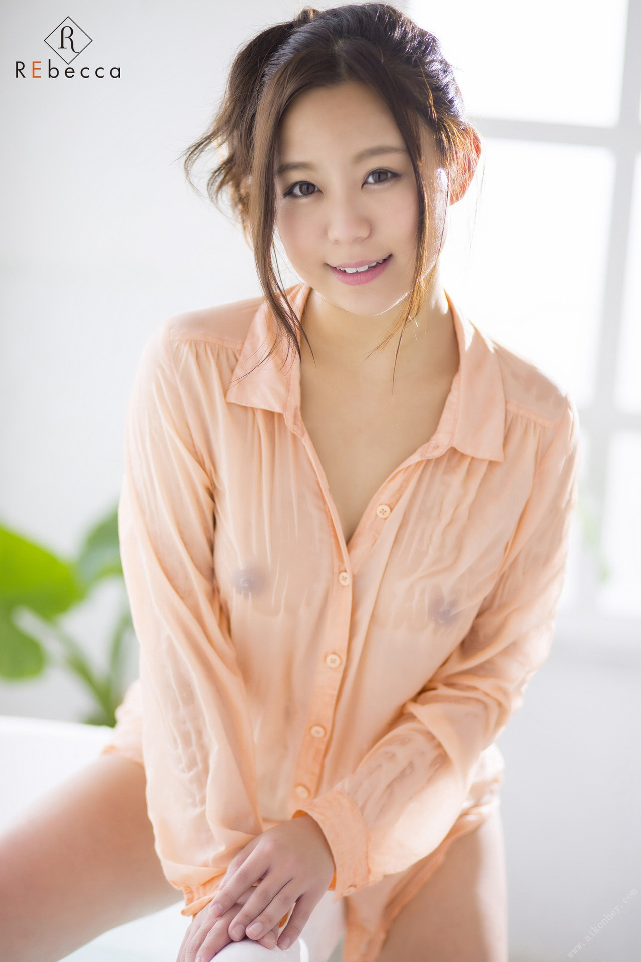 Mitsuki Kamiya 神谷充希, REbecca デジタル写真集 小麦肌はセンシティブ！ Set.01