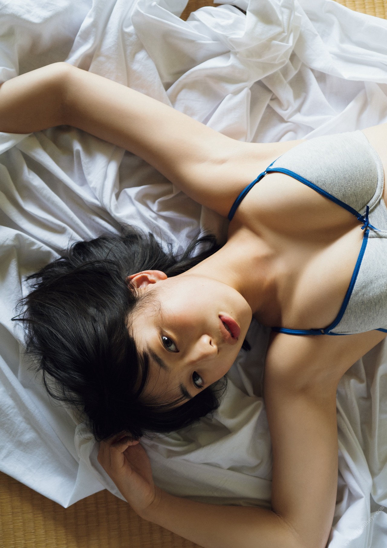 Hina Kikuchi 菊地姫奈, １ｓｔ写真集 はばたき Set.01