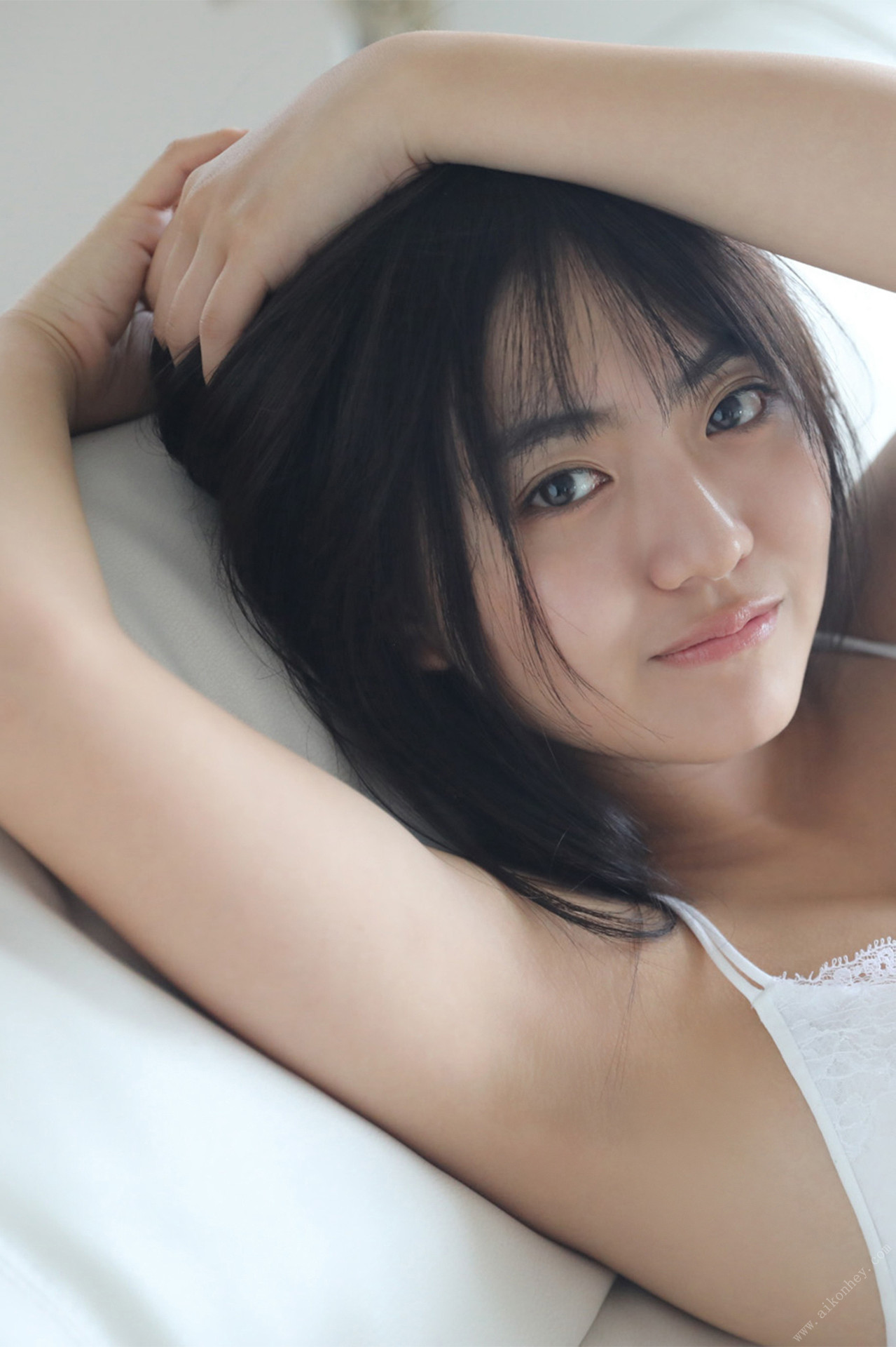Runa Toyoda 豊田ルナ, ＦＲＩＤＡＹデジタル写真集 無敵のヒロイン Set.03
