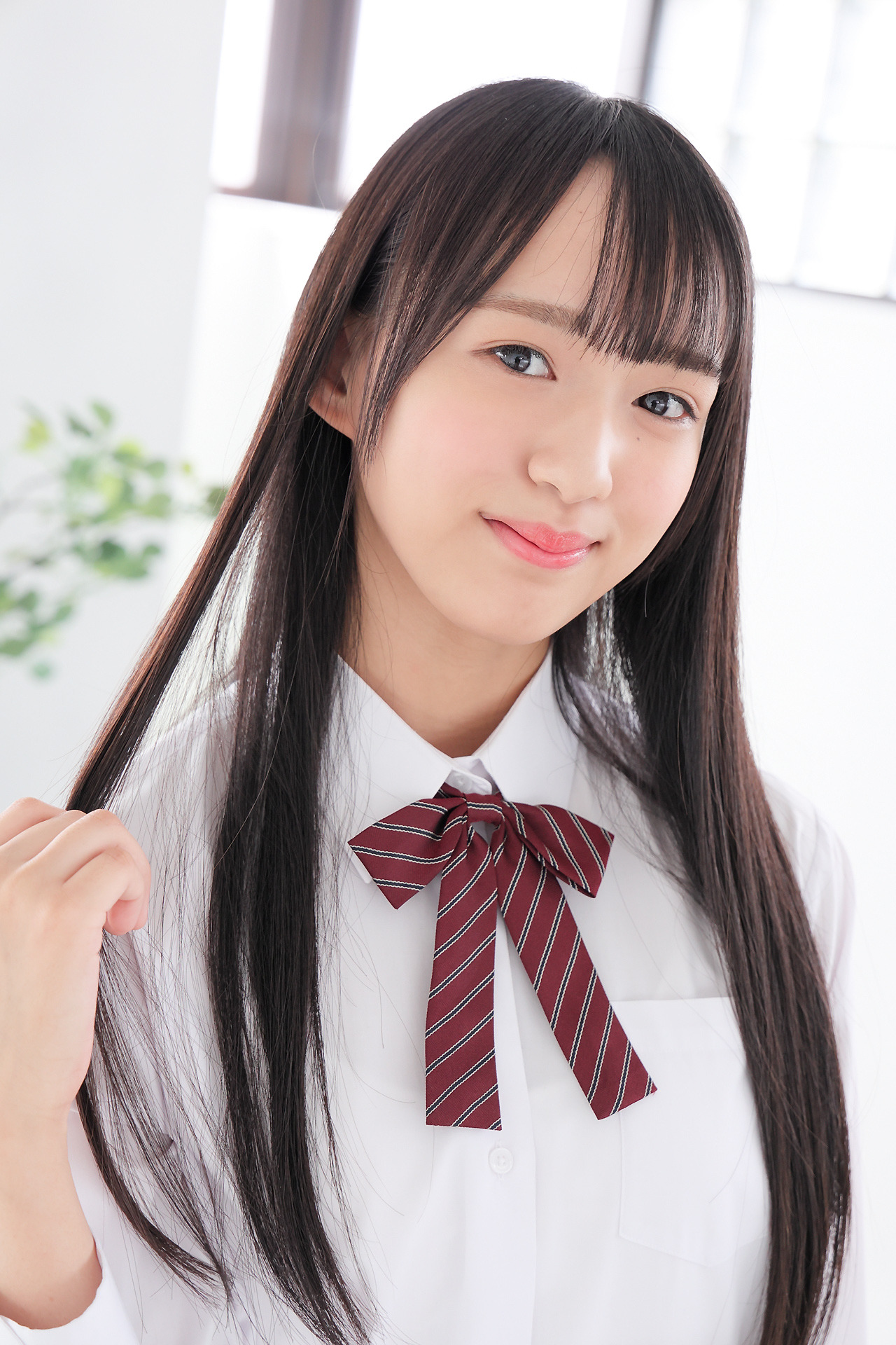Yuna Sakiyama 咲山ゆな, [Minisuka.tv] 2022.05.05 Regular Gallery 01