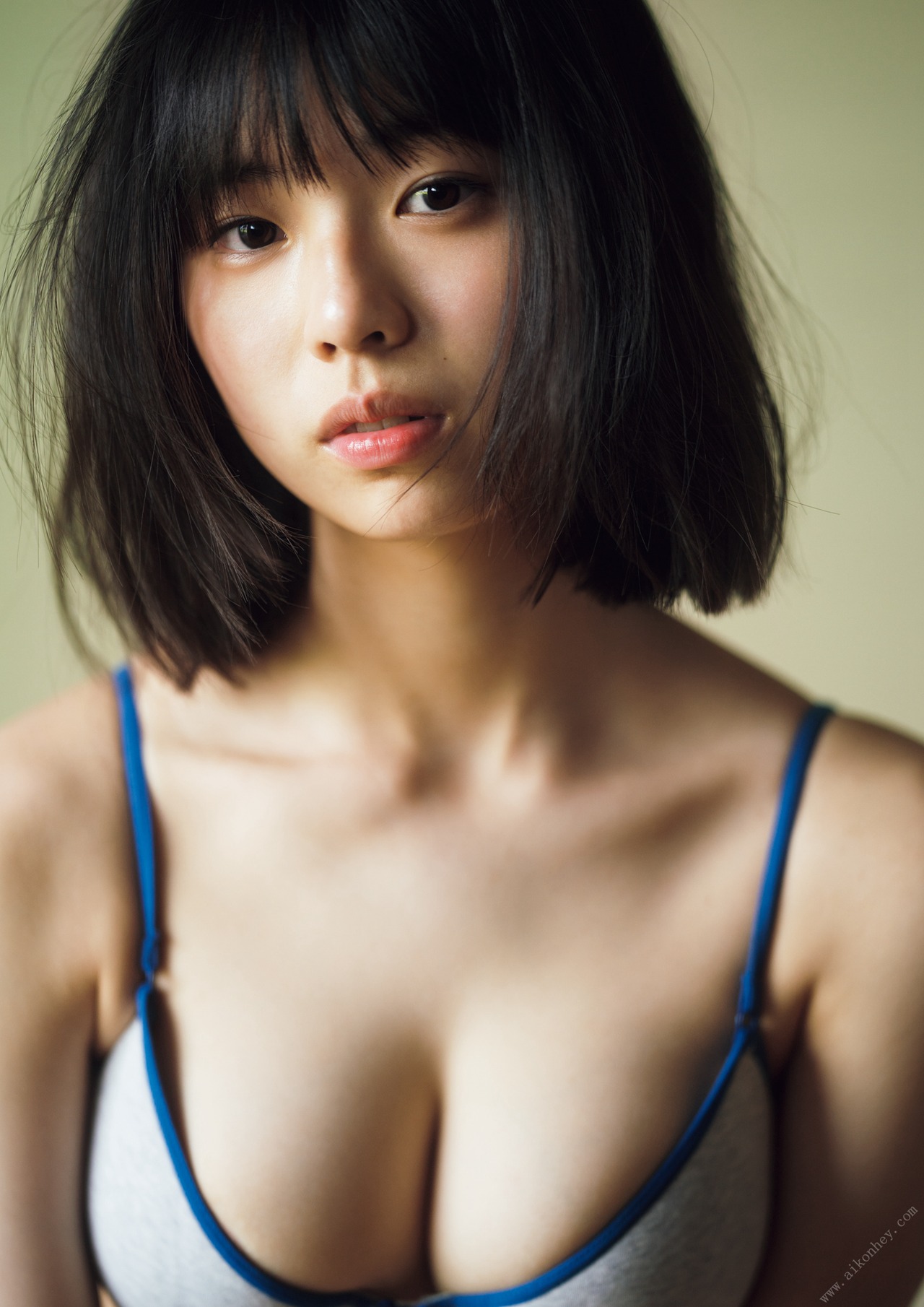 Hina Kikuchi 菊地姫奈, １ｓｔ写真集 はばたき Set.01