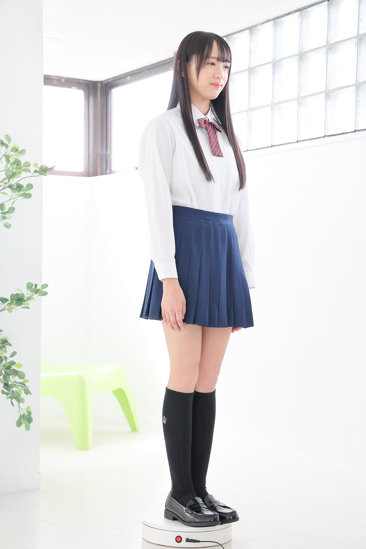 Yuna Sakiyama 咲山ゆな, [Minisuka.tv] 2022.05.05 Regular Gallery 01