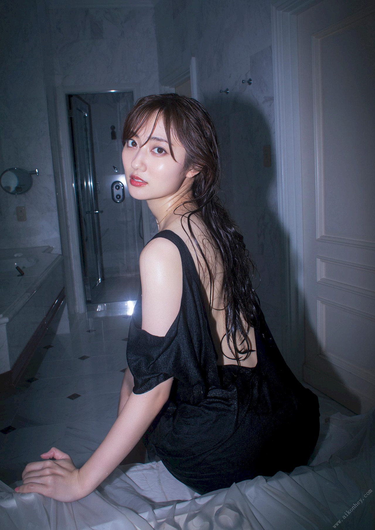 Kazusa Okuyama 奥山かずさ, Clear スピ/サン グラビアフォトブック Set.01
