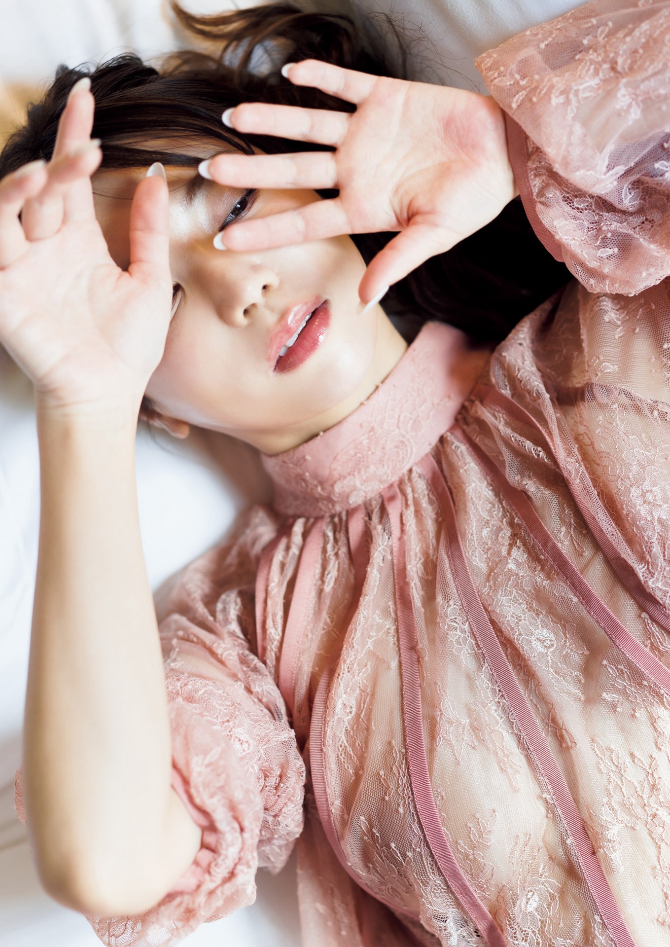 Miu Nakamura 仲村美海, 写真集 「Miu」 Set.01