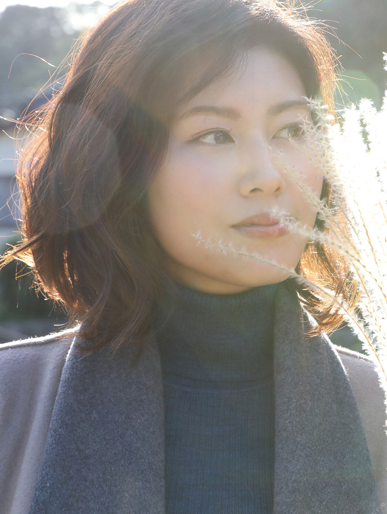 美乃すずめ 小野夕子, 週刊ポストデジタル写真集 神戸の女VS湘南の女 愛をちょうだい Set.04