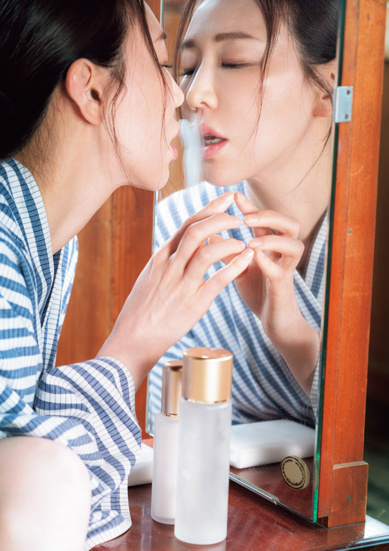 Kazuko Iwamoto 岩本和子, 写真集 「たわむれ」 Set.04