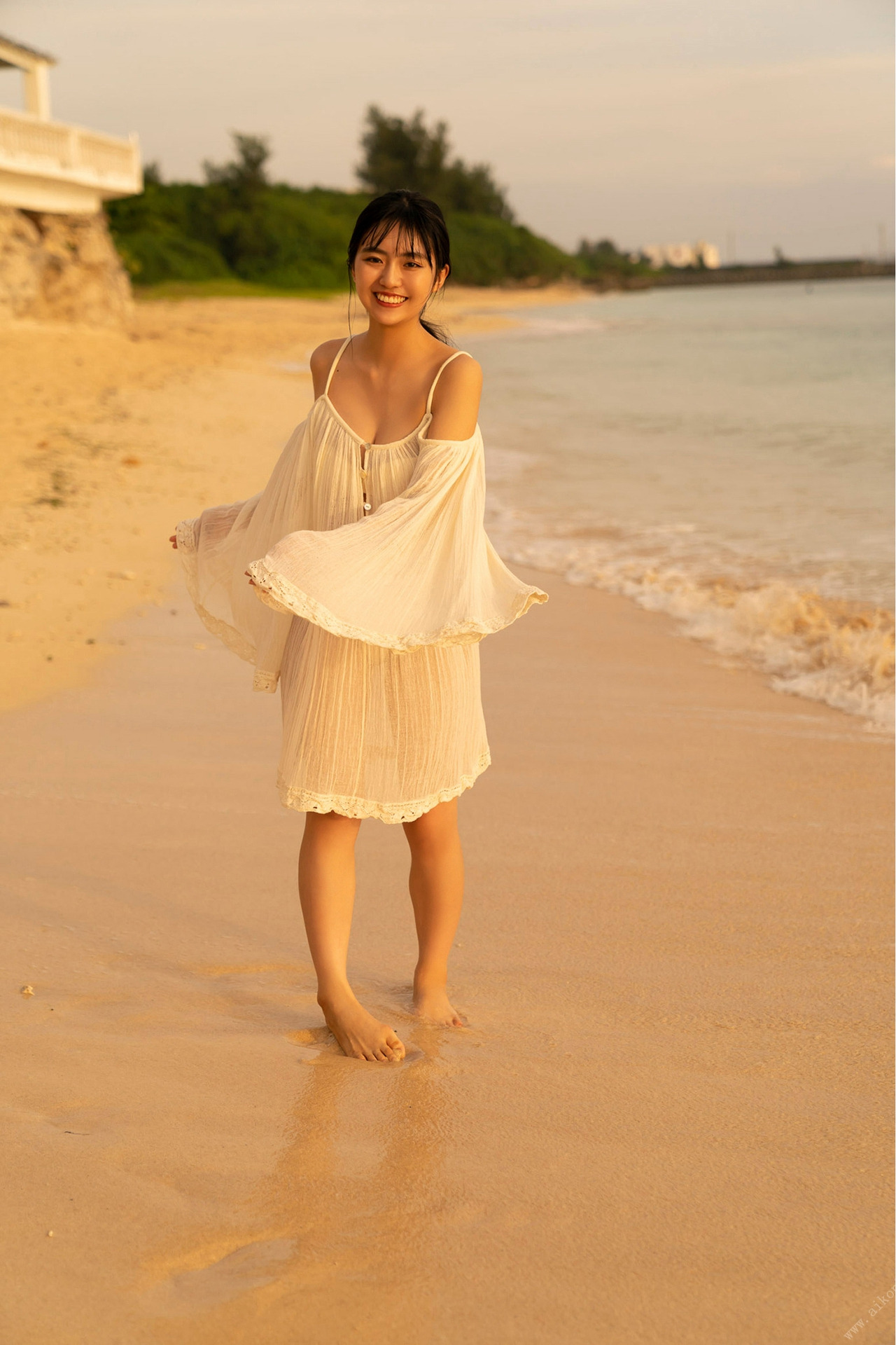 Runa Toyoda 豊田ルナ, 1st写真集 『月-Luna-』 Set.03
