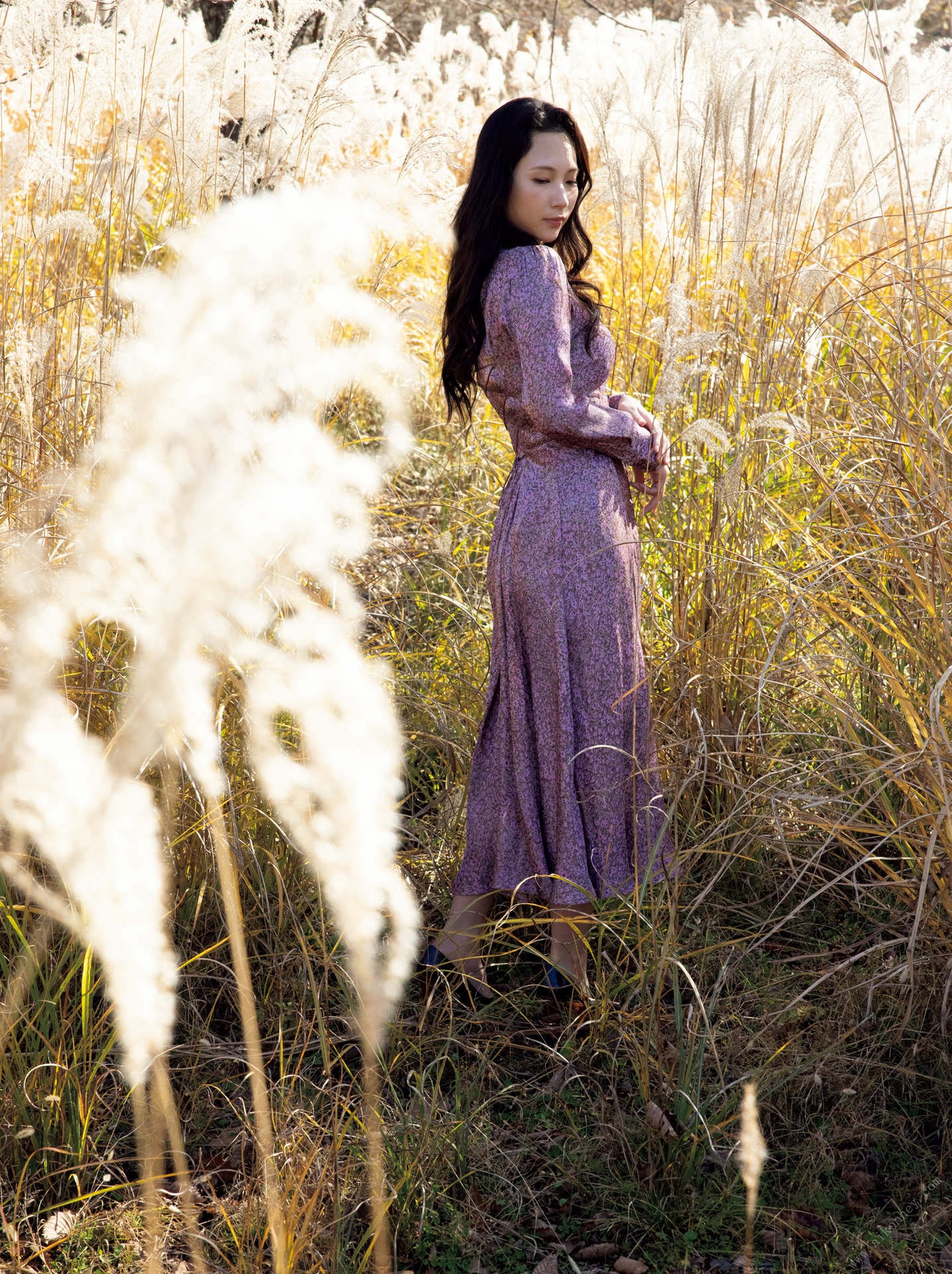 Miho Machiyama 街山みほ, デジタル写真集 「Ｓｃａｒｌｅｔ」 Set.06