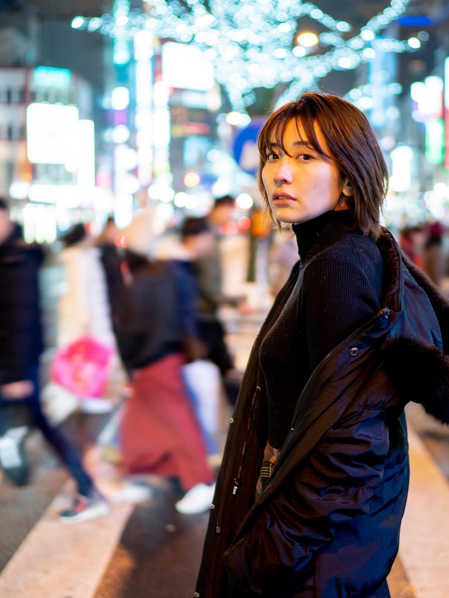 Mami Yamasaki 山崎真実, 週刊ポストデジタル写真集 「山崎真実×舞山秀一　Silent」 Set.01