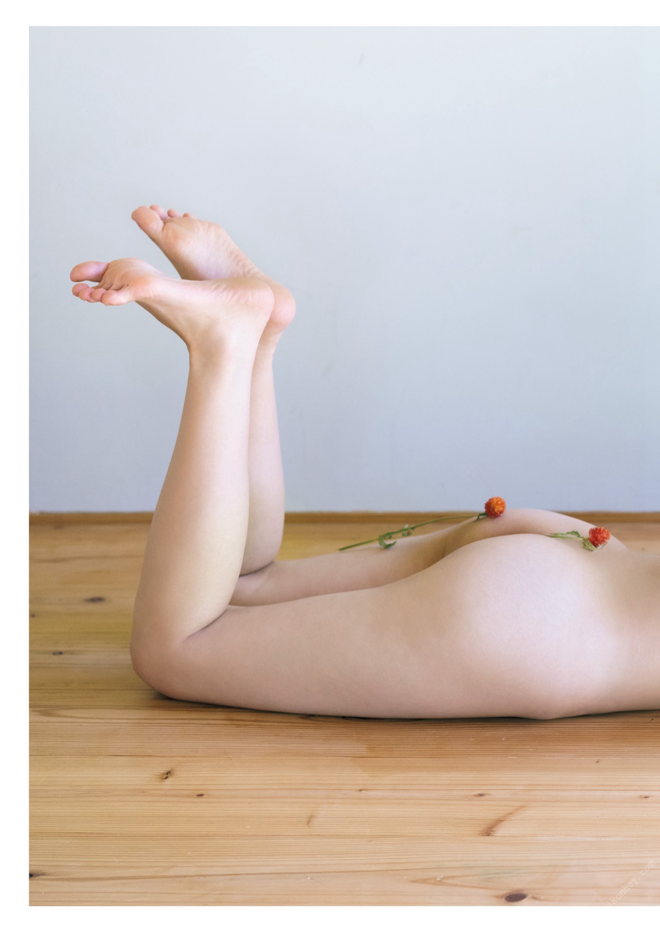 Miu Nakamura 仲村美海, 写真集 「Miu」 Set.03