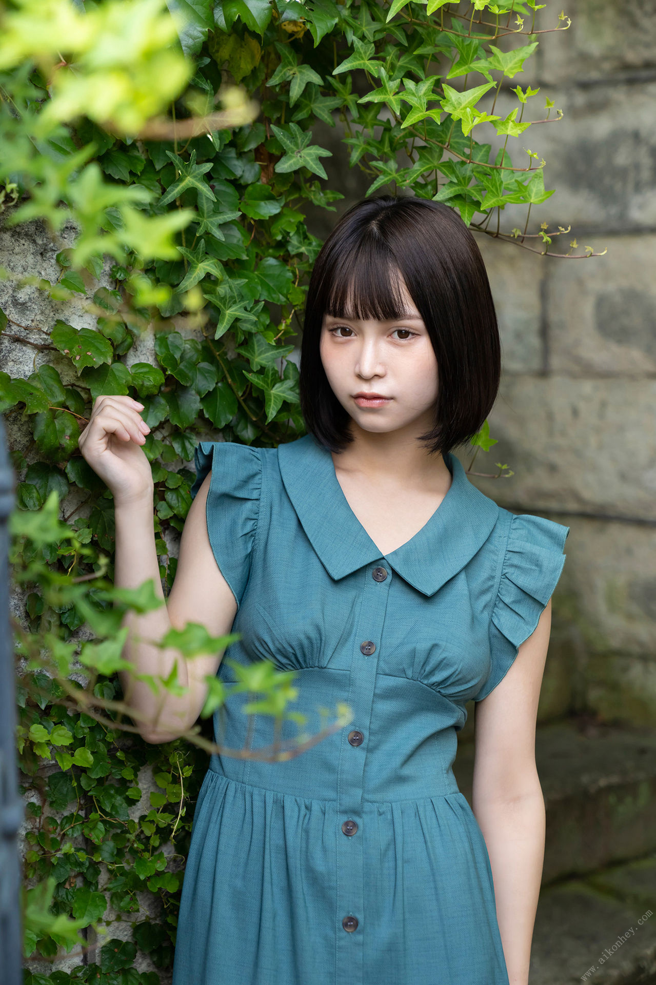 Kaede Hinata 日向かえで, 週刊ポストデジタル写真集 「G乳シンデレラ」 Vol.01