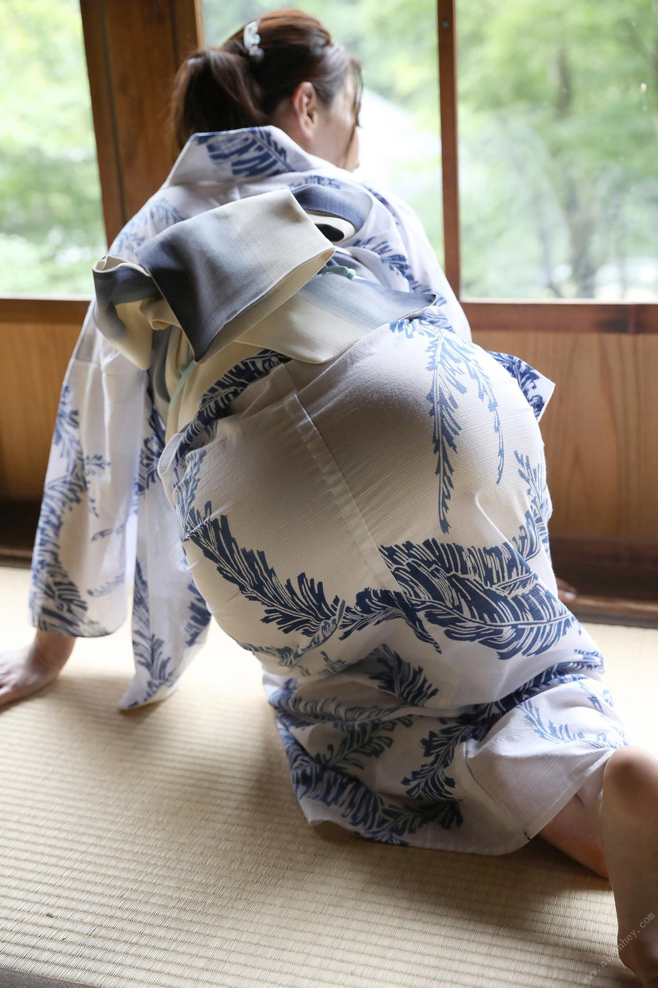 Kazuko Iwamoto 岩本和子, 週刊ポストデジタル写真集 「いけない旅情」 Set.02