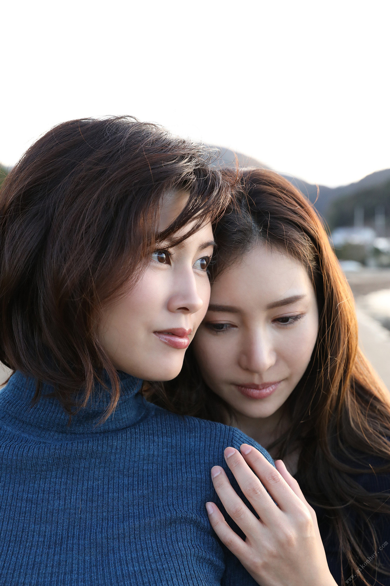 美乃すずめ 小野夕子, 週刊ポストデジタル写真集 神戸の女VS湘南の女 愛をちょうだい Set.04