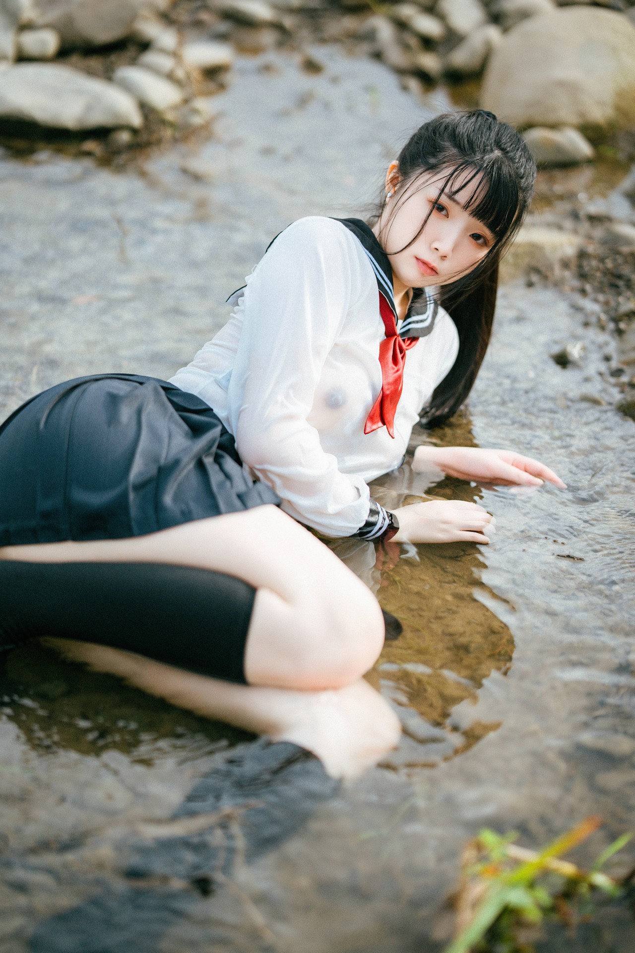 落落Raku, 写真集 閃光少女 ~Shining Days