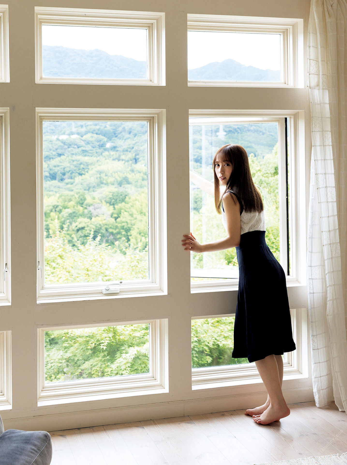 Yotsuha Kominato 小湊よつ葉, 写真集 「芽吹き」 Set.02