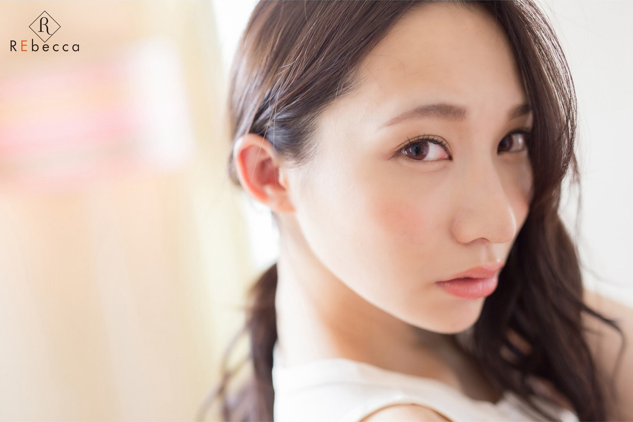 Ren Yoshikawa 吉川蓮, Rebecca 写真集 Ren Comeback！ Set.01
