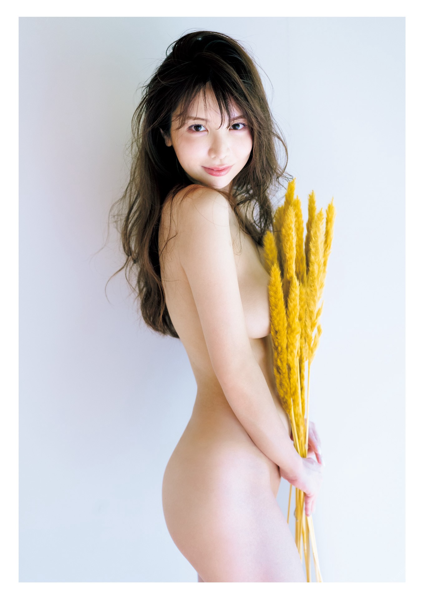 Miu Nakamura 仲村美海, 写真集 「Miu」 Set.03