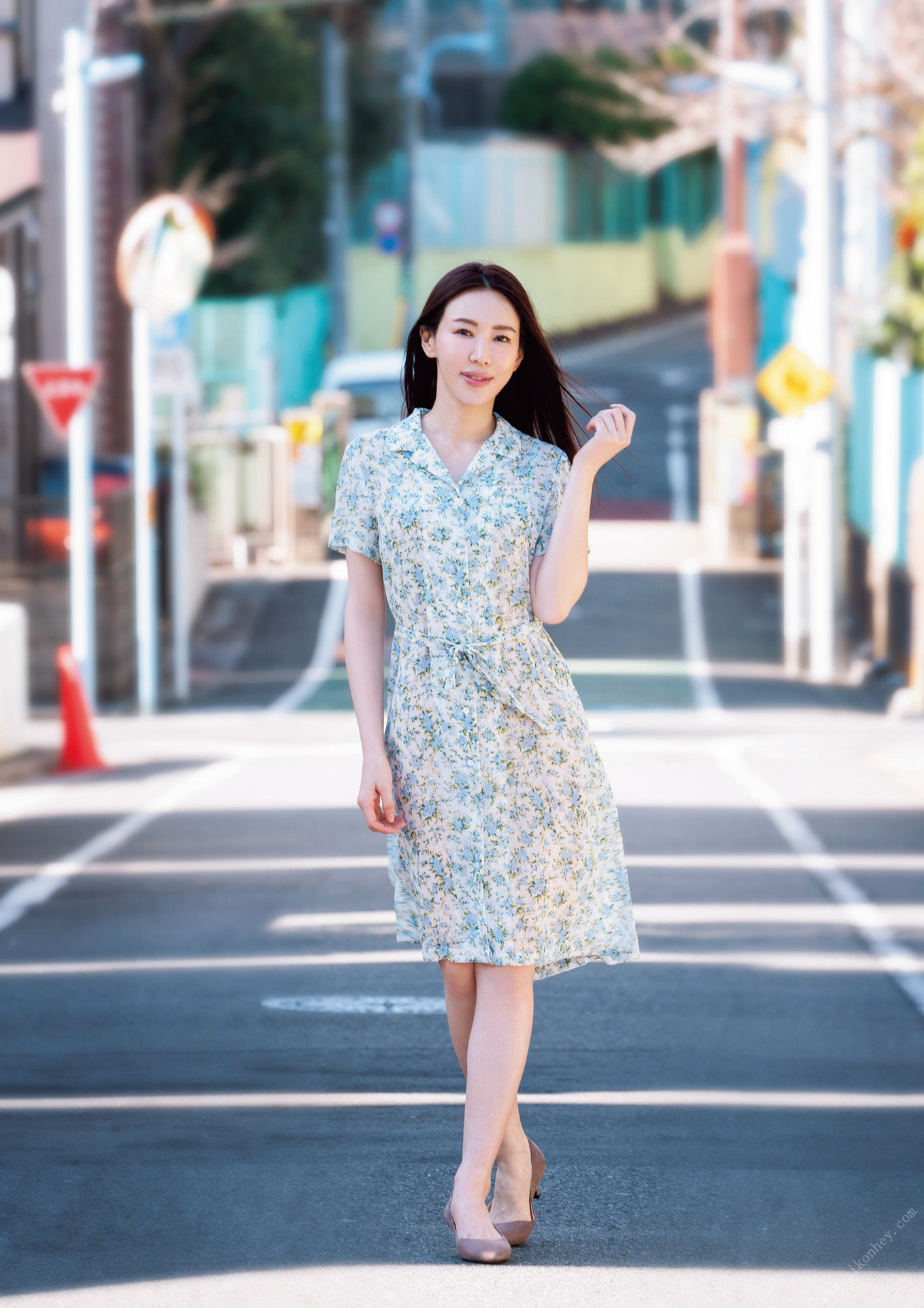 Kazuko Iwamoto 岩本和子, 写真集 「たわむれ」 Set.01