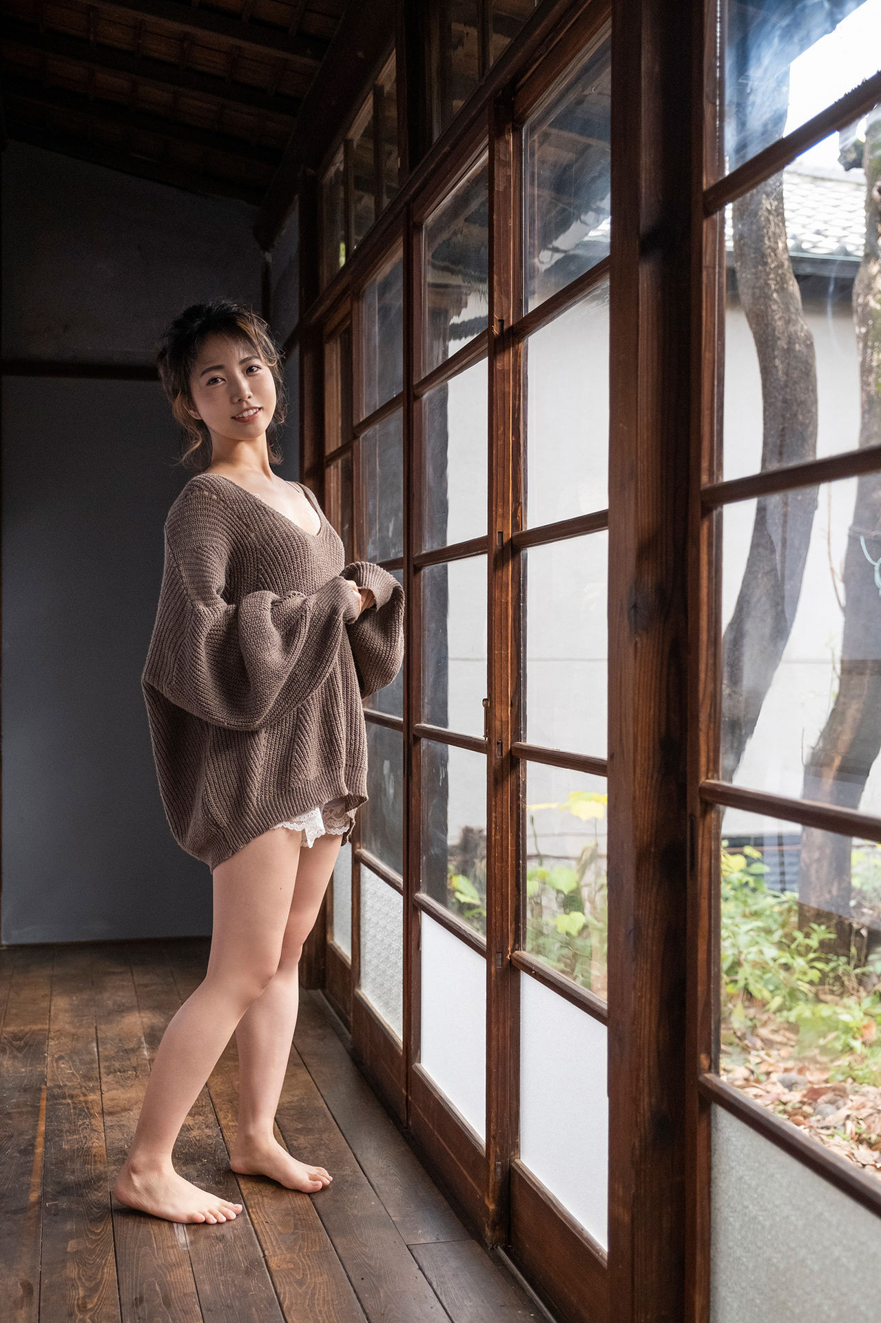 Makoto Toda 戸田真琴, 週刊ポストデジタル写真集 「さよならのかわりに」 Set.02