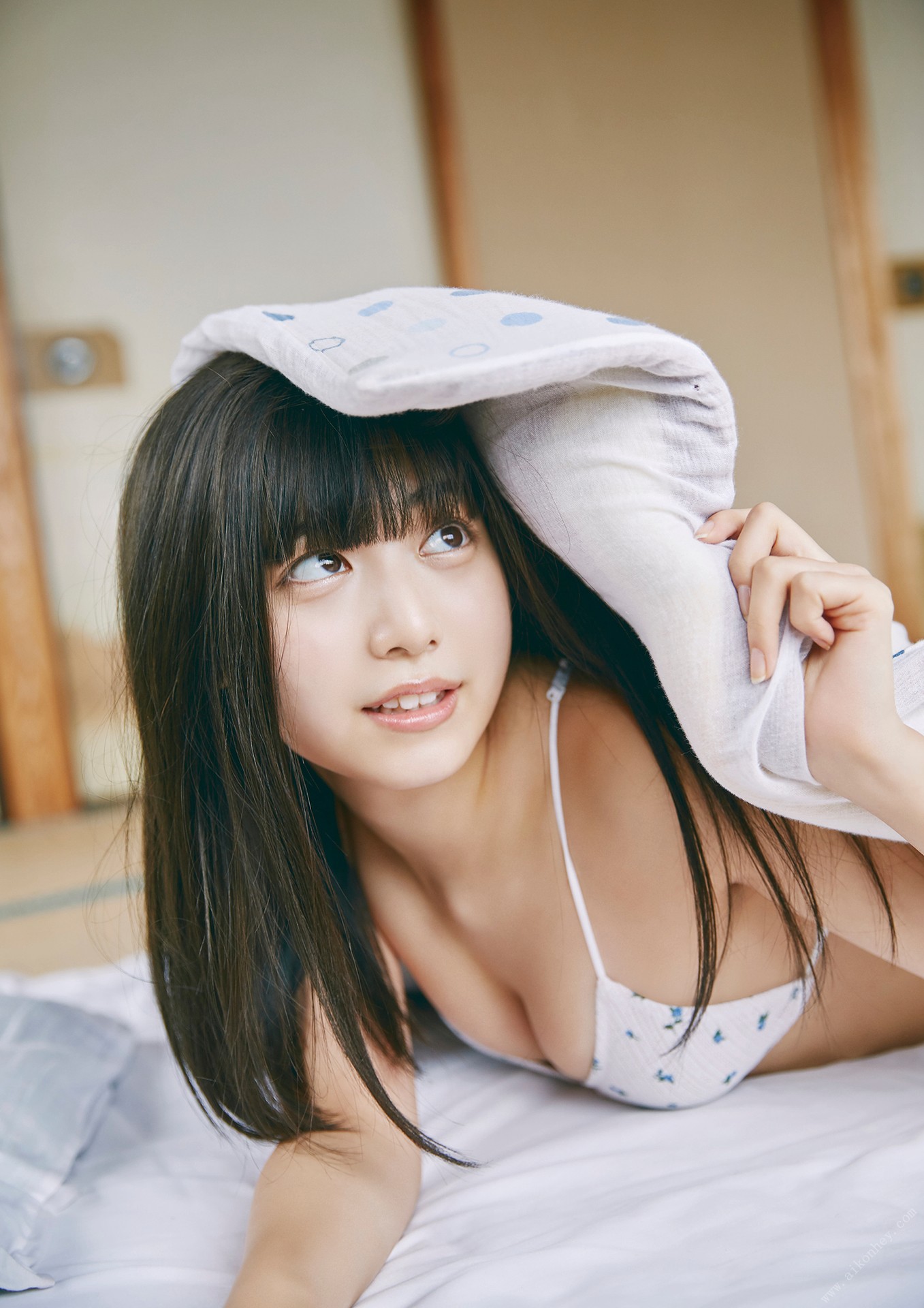 Rio Yoshida 吉田莉桜, デジタル写真集 気づいたら、恋 Set.01