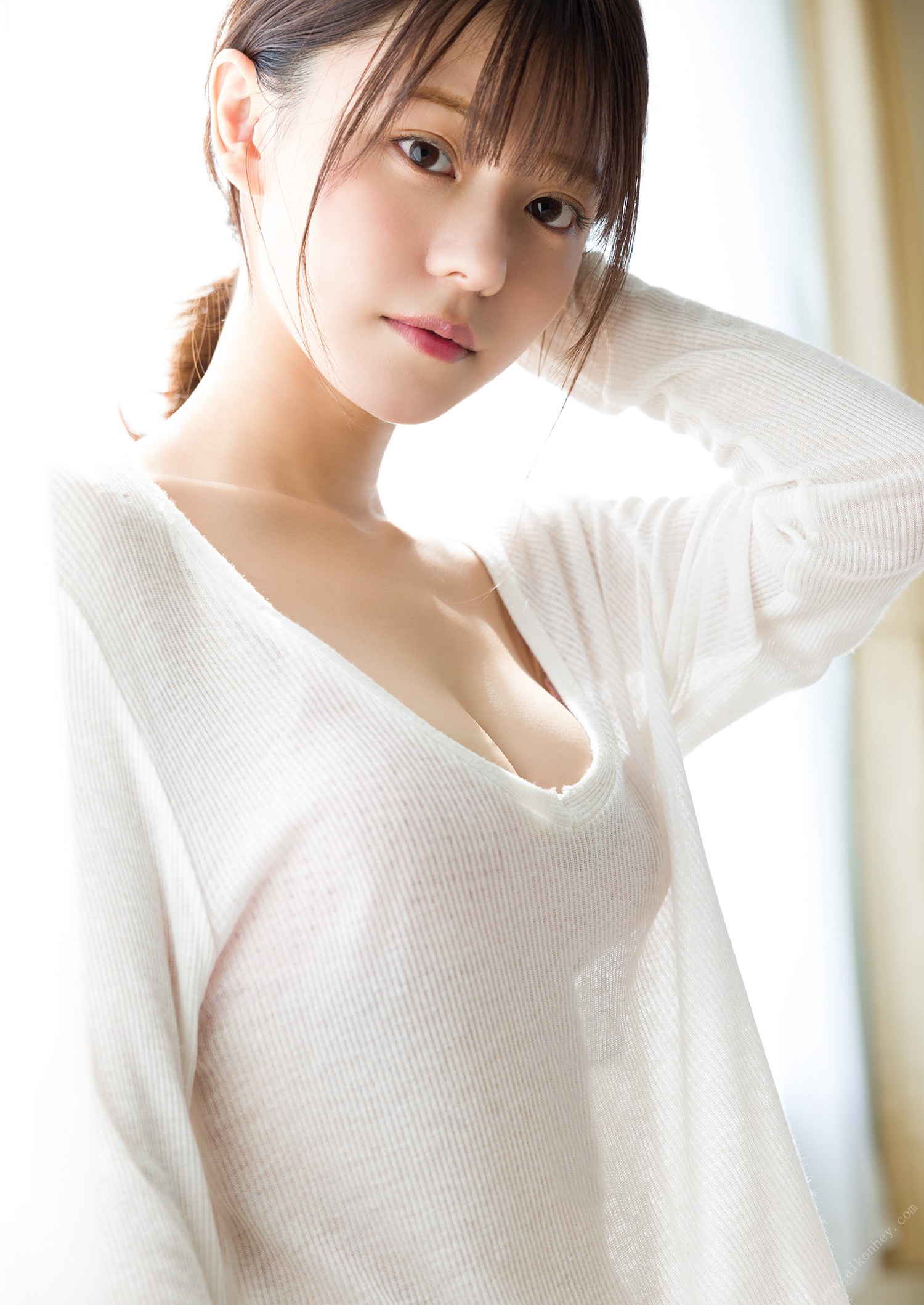 Yui Asakura 浅倉唯, YJ Photo Book 「イツザイ。完全アナザーカットver.」 Set.02