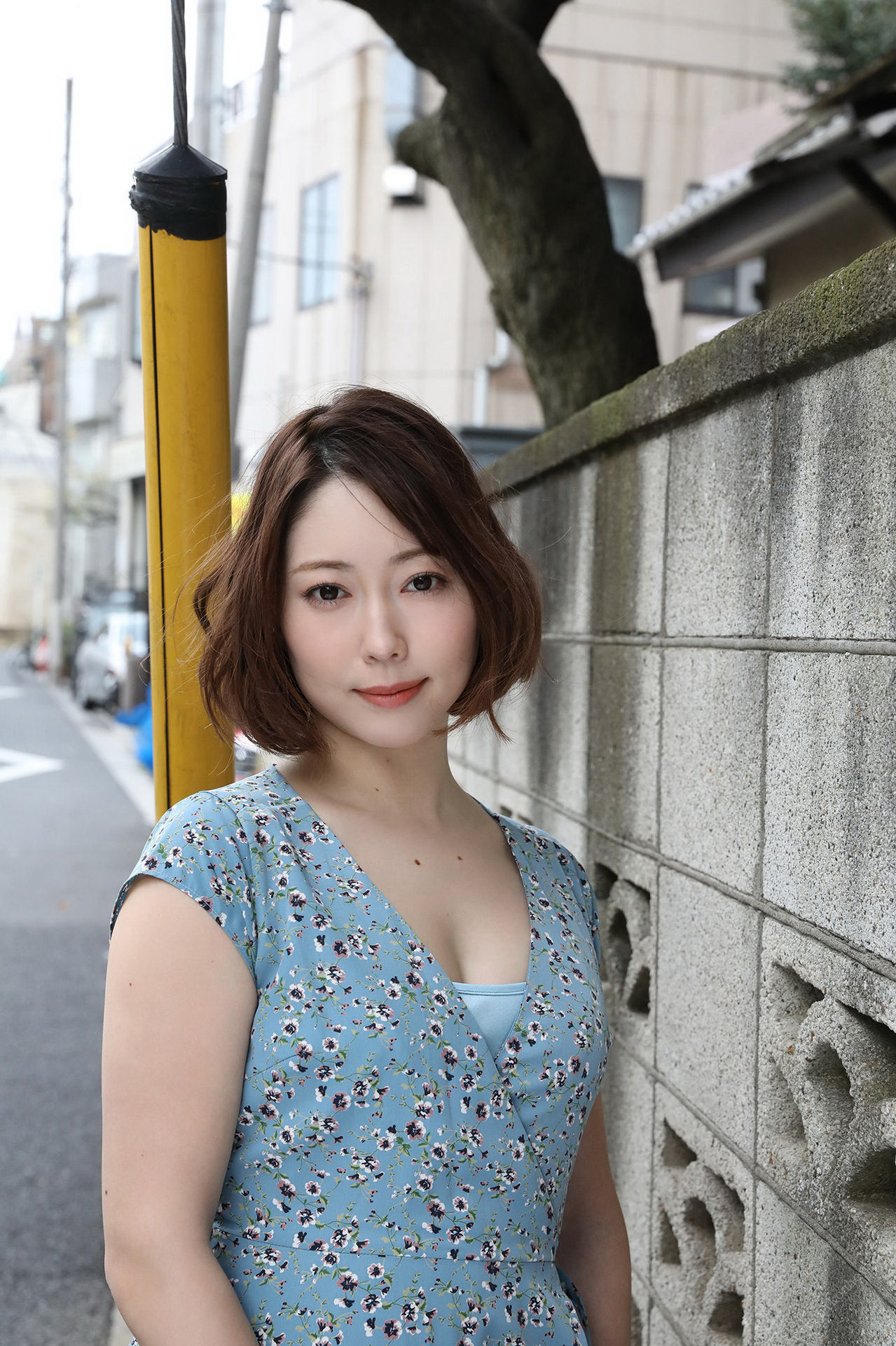 Miku 未來, 週刊ポストデジタル写真集 聡明な淑女の止まらない妄想 Set.02