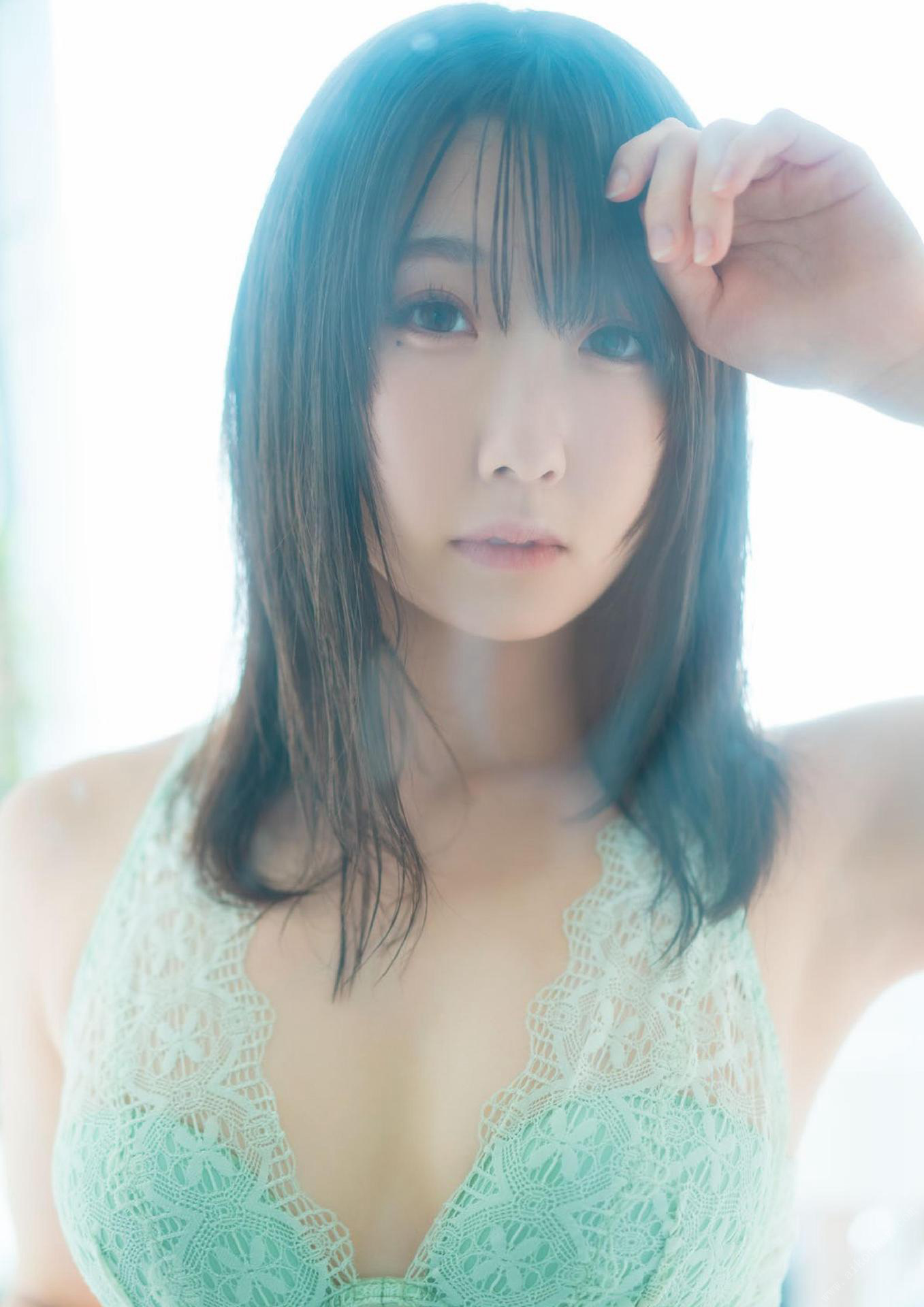 Momo Taiga 大河もも, グラビア写真集 「恋。」 Set.02