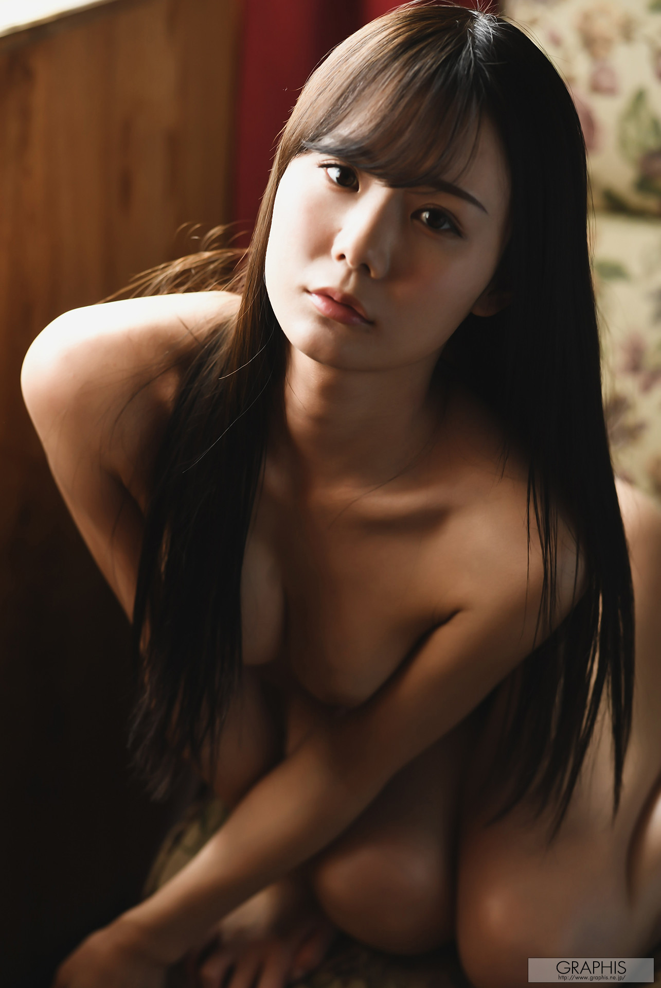 Miru Sakamichi 坂道みる, [Graphis] Calender 每日一枚 2022.04