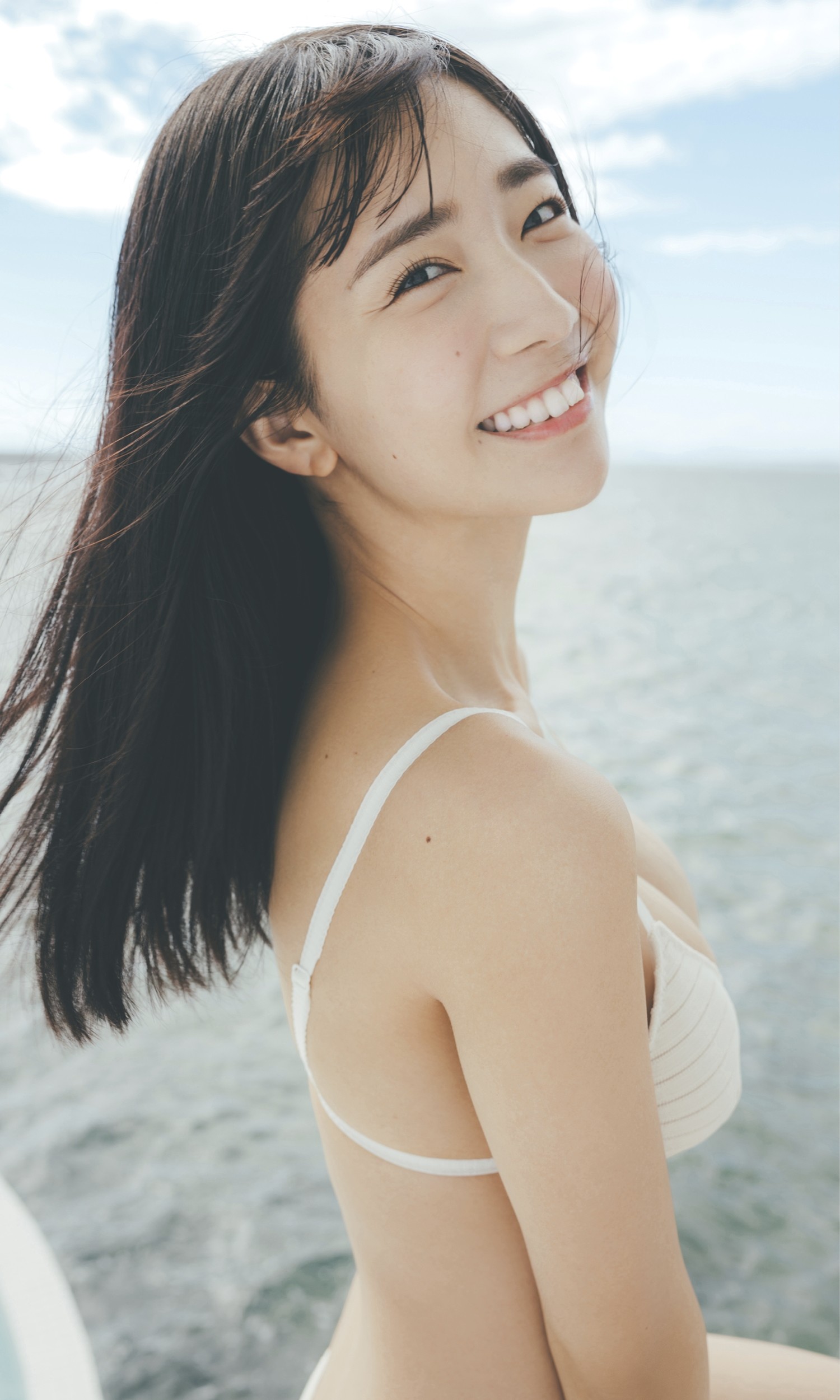 Amau Kisumi 天羽希純, 週プレ Photo Book 「絶好調」 Set.02