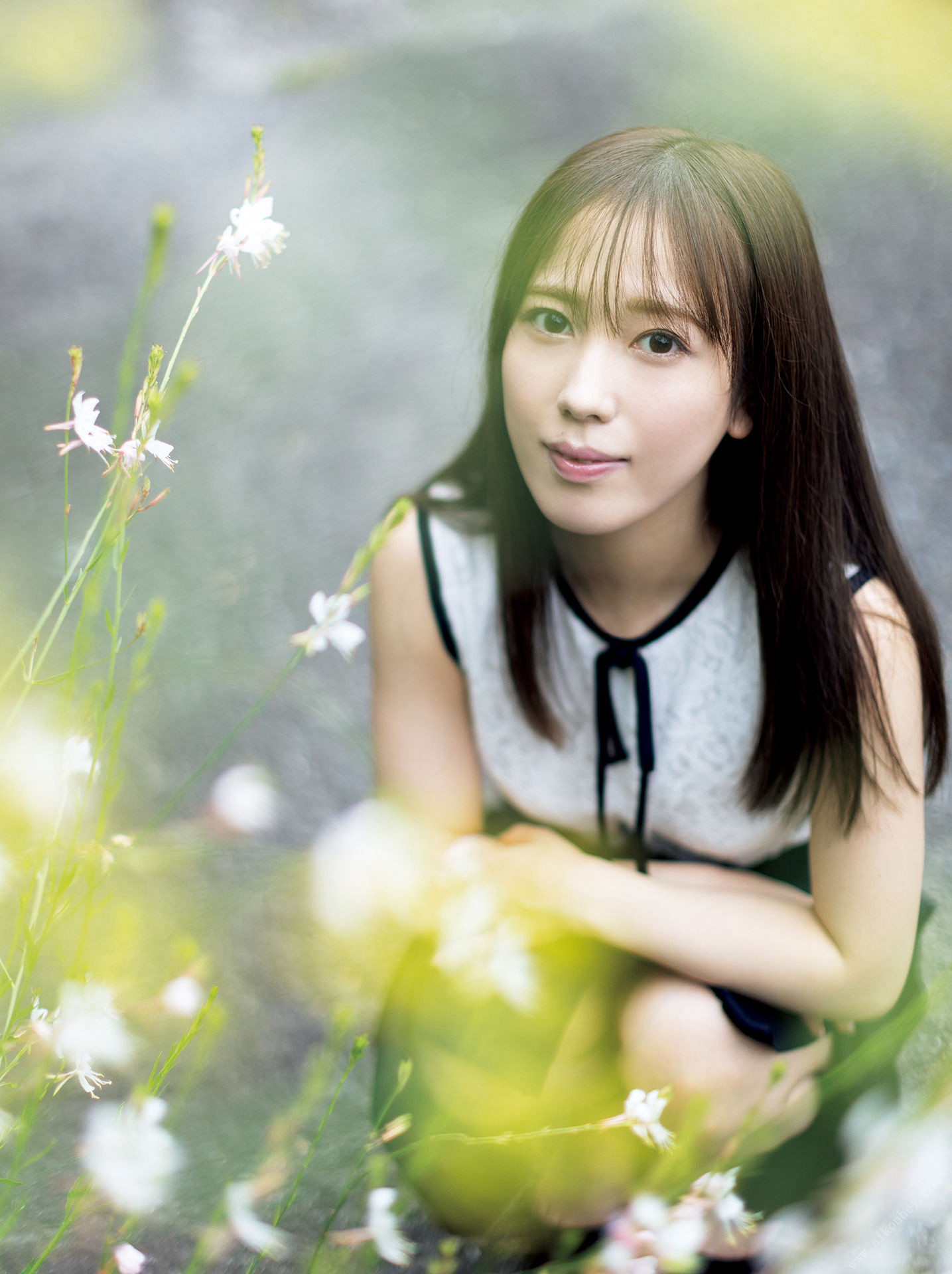 Yotsuha Kominato 小湊よつ葉, 写真集 「芽吹き」 Set.02