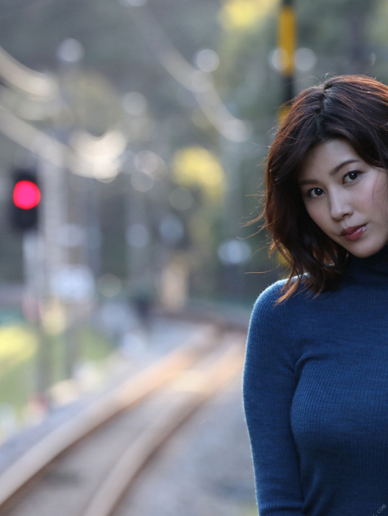 美乃すずめ 小野夕子, 週刊ポストデジタル写真集 神戸の女VS湘南の女 愛をちょうだい Set.04