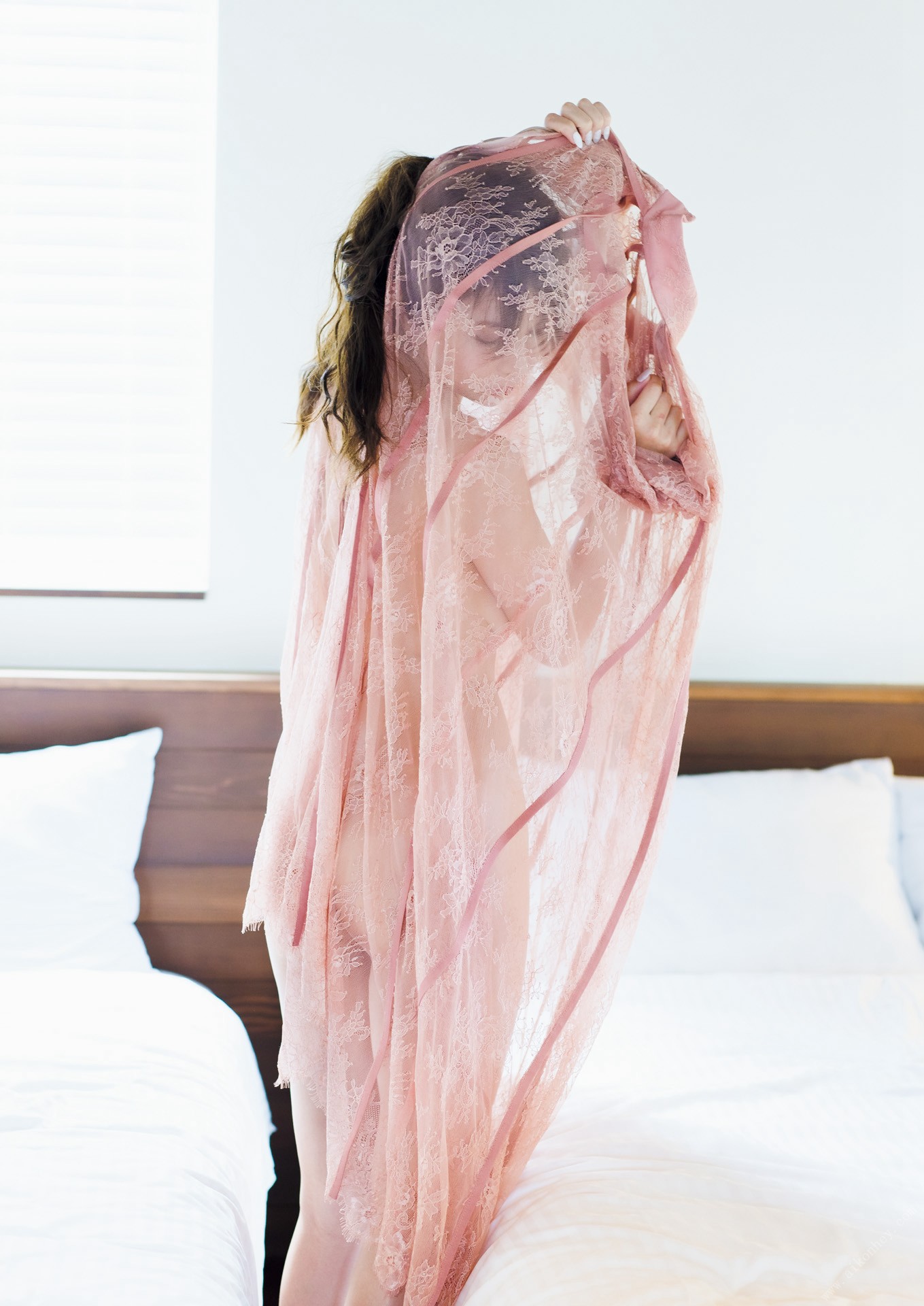 Miu Nakamura 仲村美海, 写真集 「Miu」 Set.01