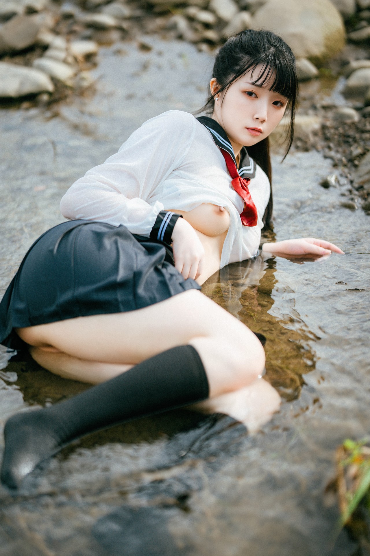 落落Raku, 写真集 閃光少女 ~Shining Days