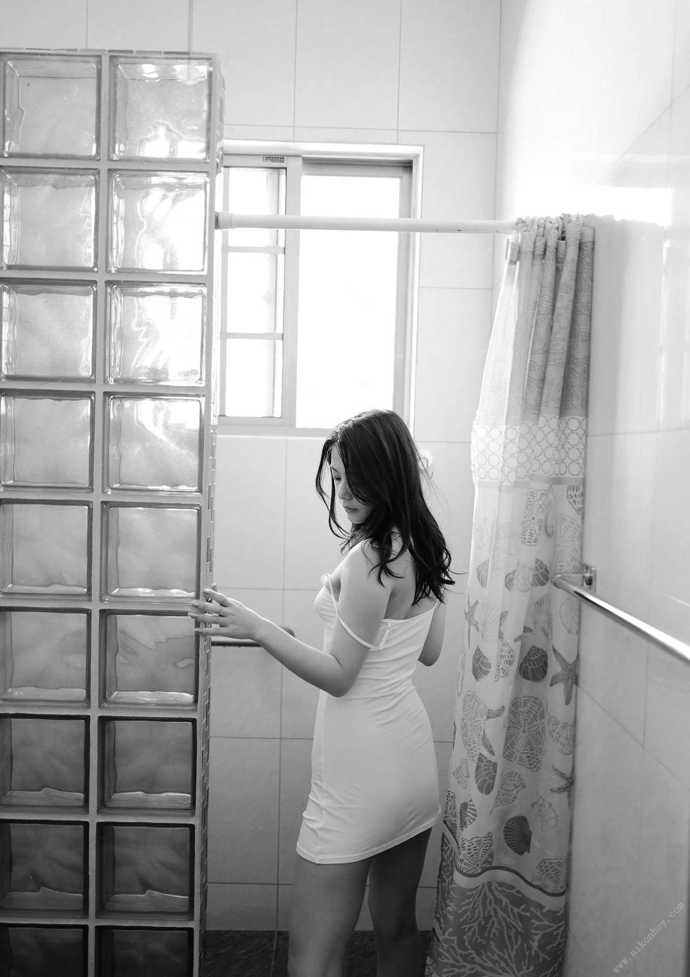 Nene Yoshitaka 吉高寧々, デジタル写真集 「Revelation」 EPISODE：Final Set.04