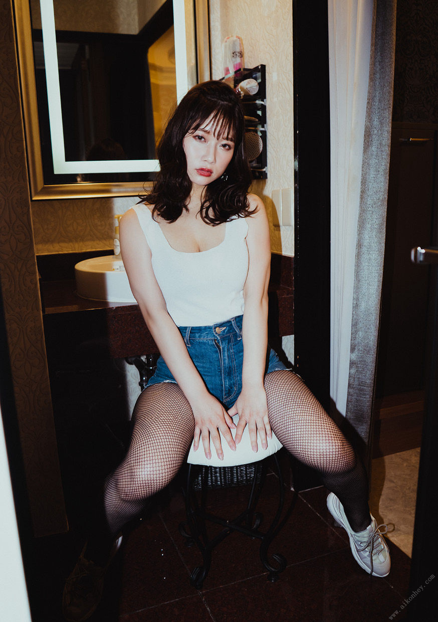 Rena Momozono 桃園怜奈, #Escape 写真集 Set.01