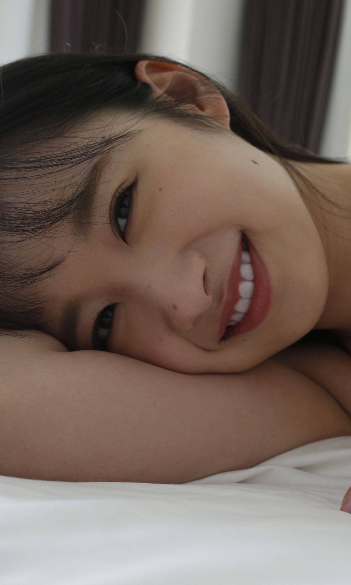 Yui Tsuji 辻優衣, 写真集 「大分県在住、のびしろガール。」 Set.01