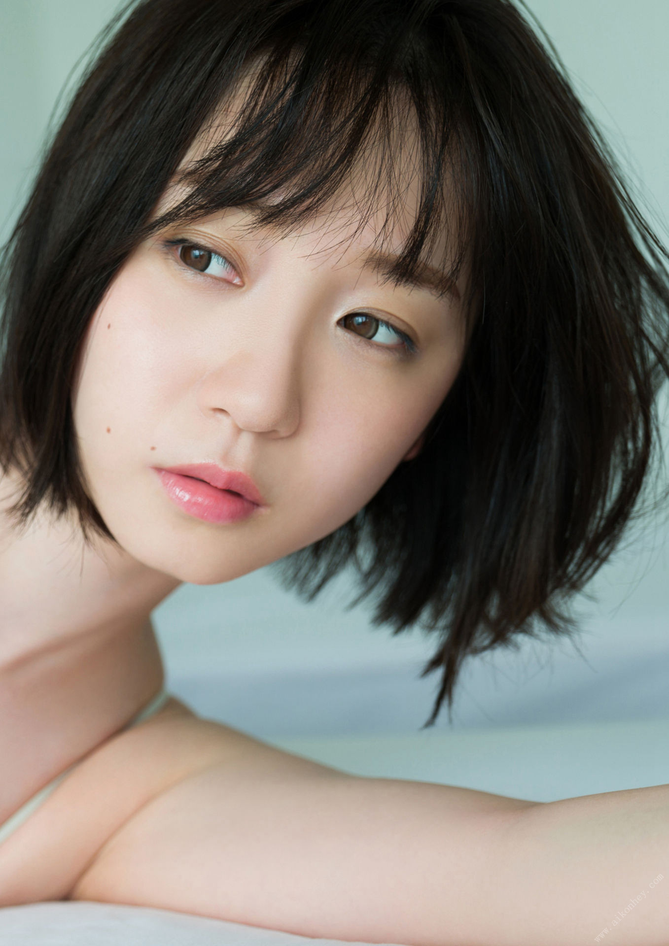 Moe Iori 伊織もえ, 写真集 「内緒話」 Set.01