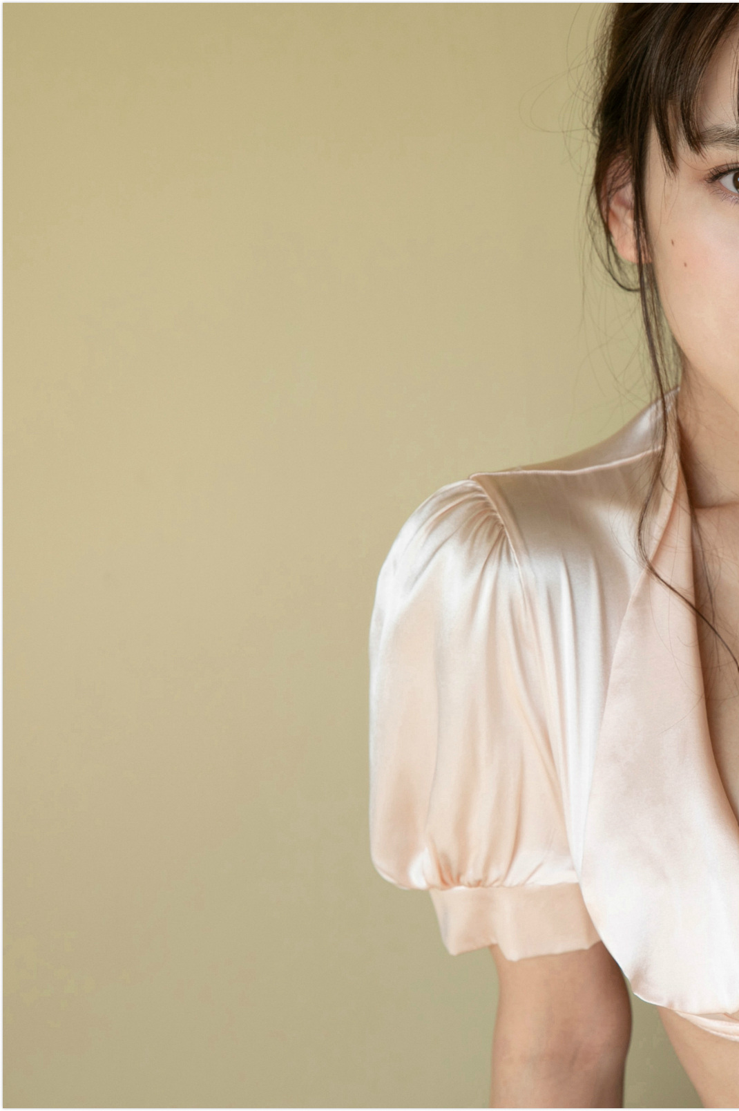 Sayaka Tomaru 都丸紗也華, FLASHデジタル写真集 着衣巨乳～ぴっちぴち～ Set.02