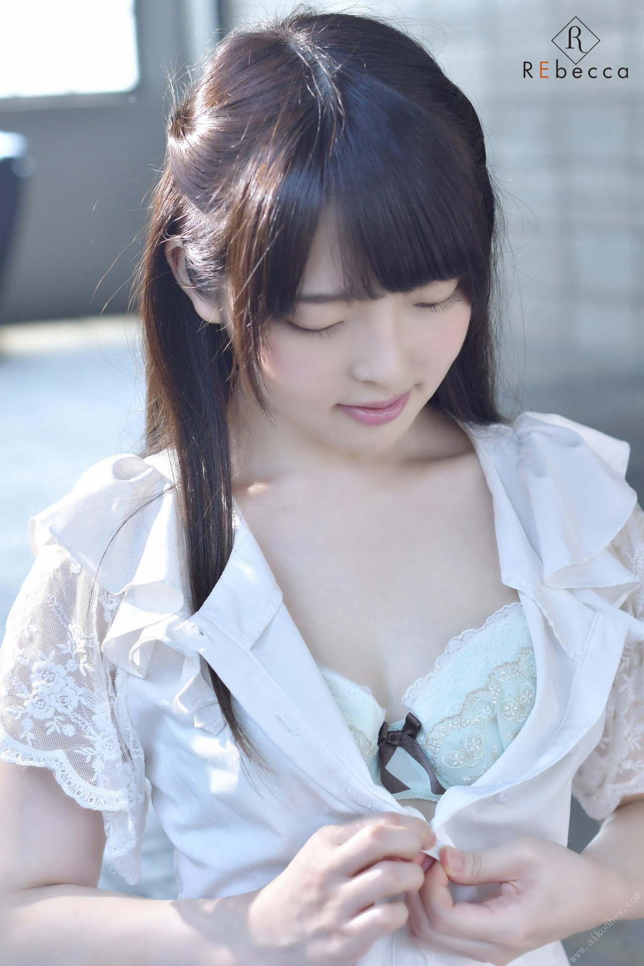 Ria Misaka 御坂りあ, Rebecca 写真集 Ria Silky Rookie Set.01