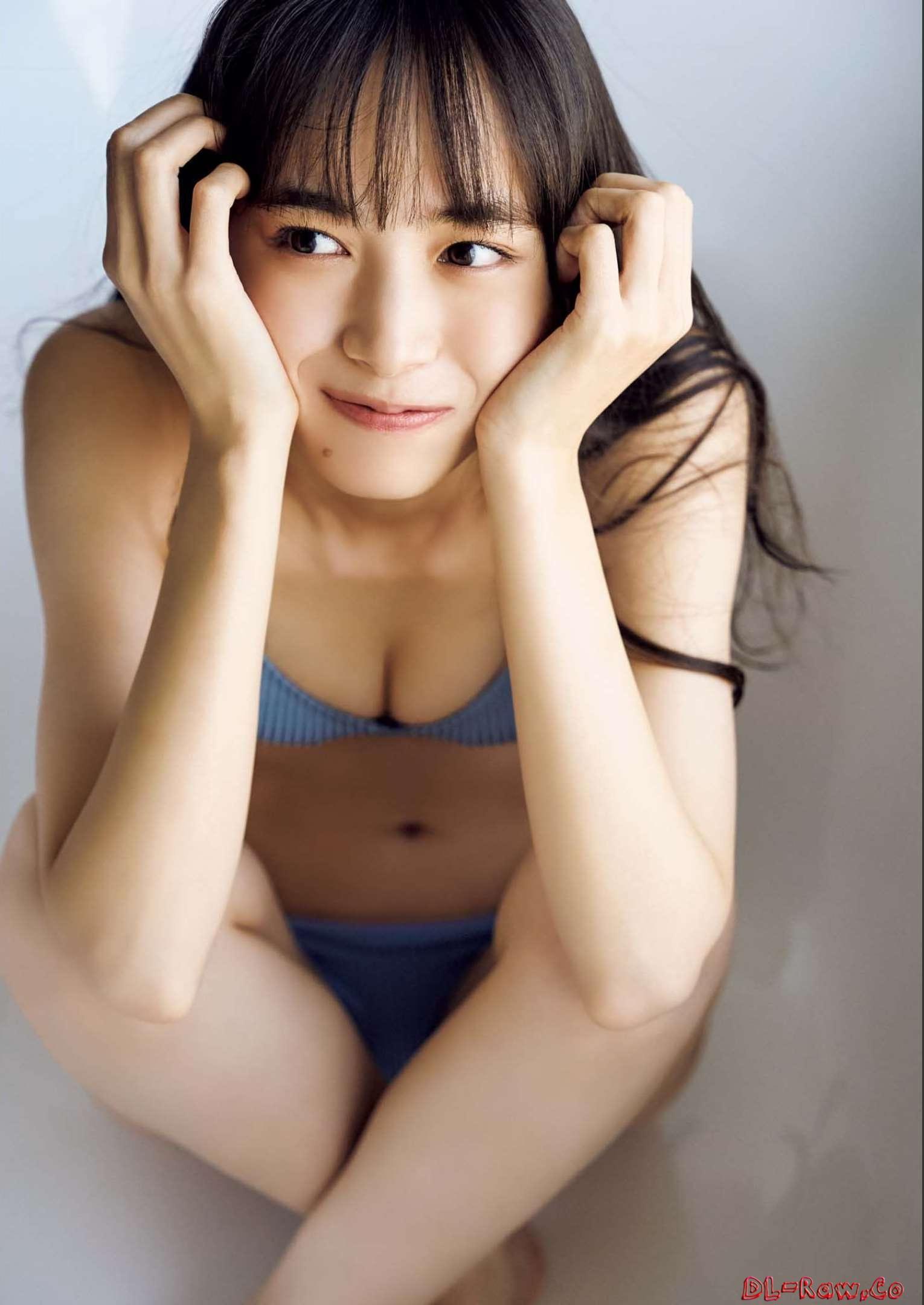 Hiroe Igeta 井桁弘恵, Big Comic Spirits 2023 No.14 (ビッグコミックスピリッツ 2023年14号)