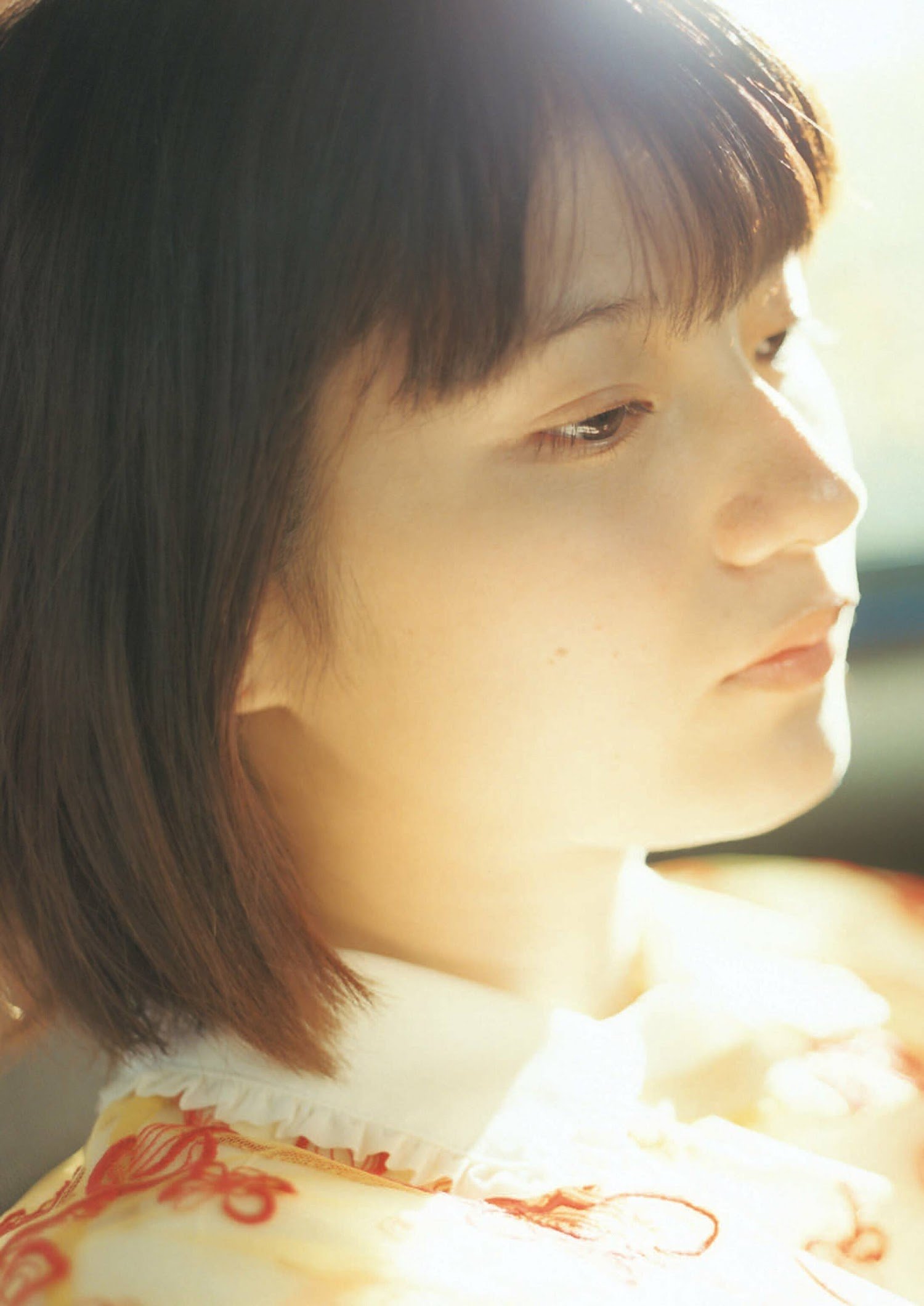 Aju Makita 蒔田彩珠, Shukan Bunshun 2023.02.02 (週刊文春 2023年2月2日号)