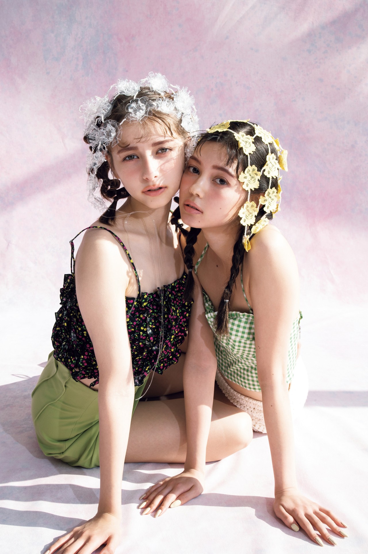 Erika 愛花, Lina Arashi 嵐莉菜, ViVi ヴィヴィ 2022.03