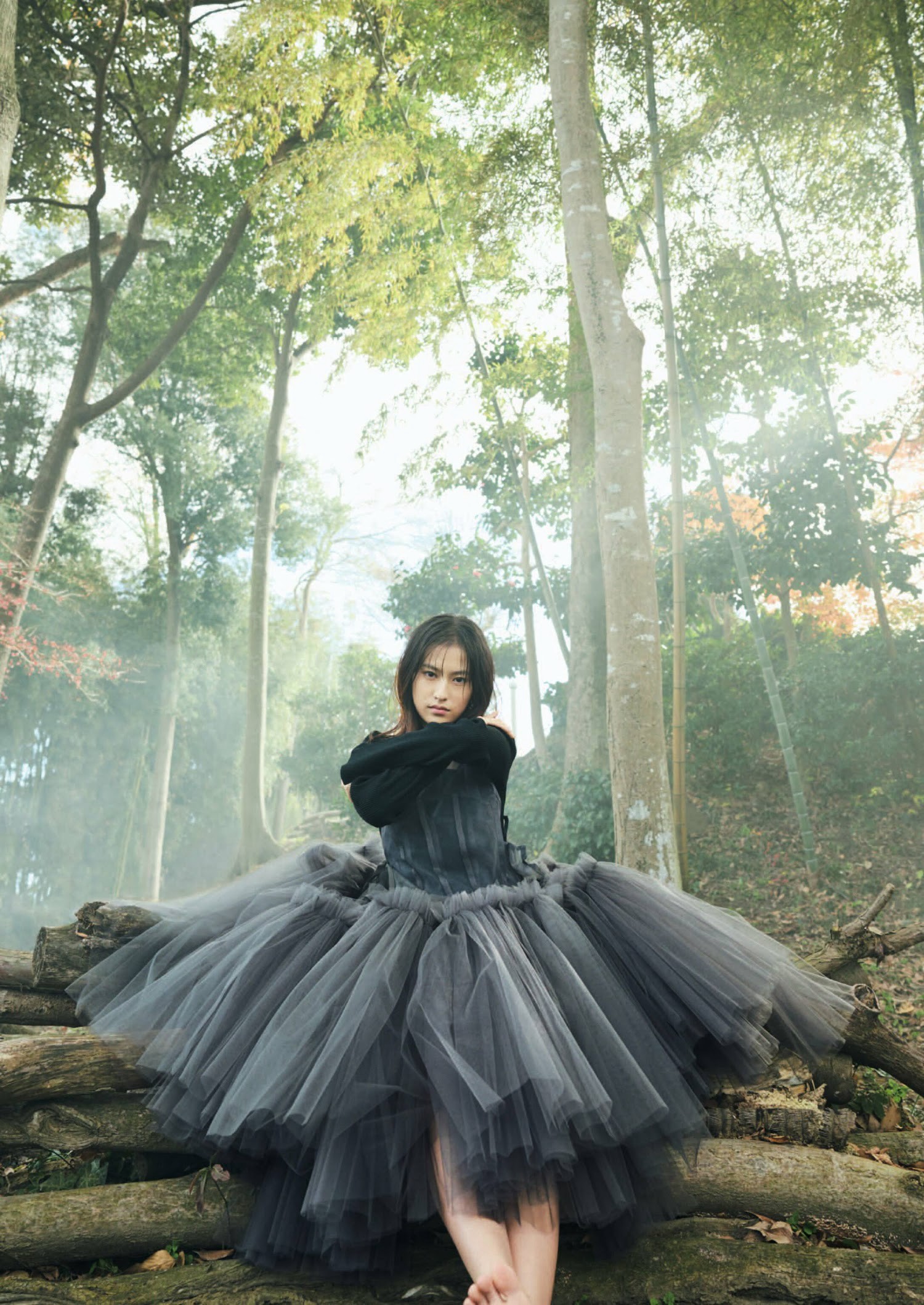 Yuri Tsunematsu 恒松祐里, Shukan Bunshun 2022.12.29 (週刊文春 2023年12月29日号)