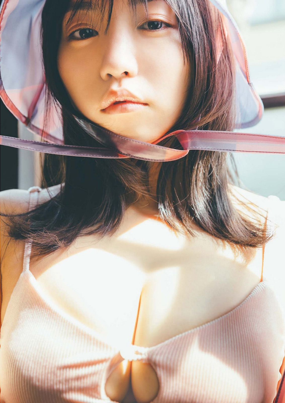 Yuno Ohara 大原優乃, Big Comic Spirits 2022 No.21 (ビッグコミックスピリッツ 2022年21号)