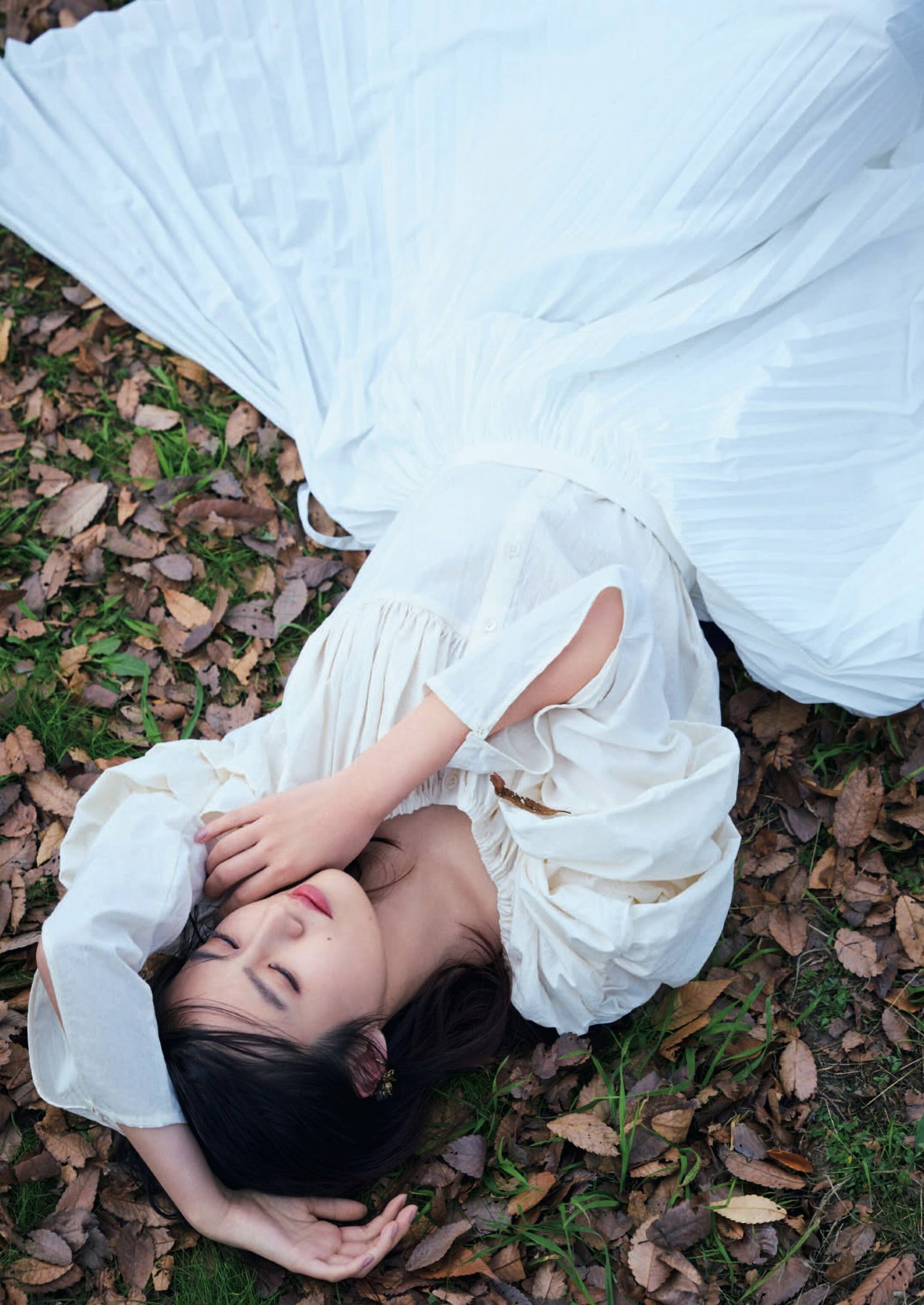 Yuri Tsunematsu 恒松祐里, Shukan Bunshun 2022.12.29 (週刊文春 2023年12月29日号)