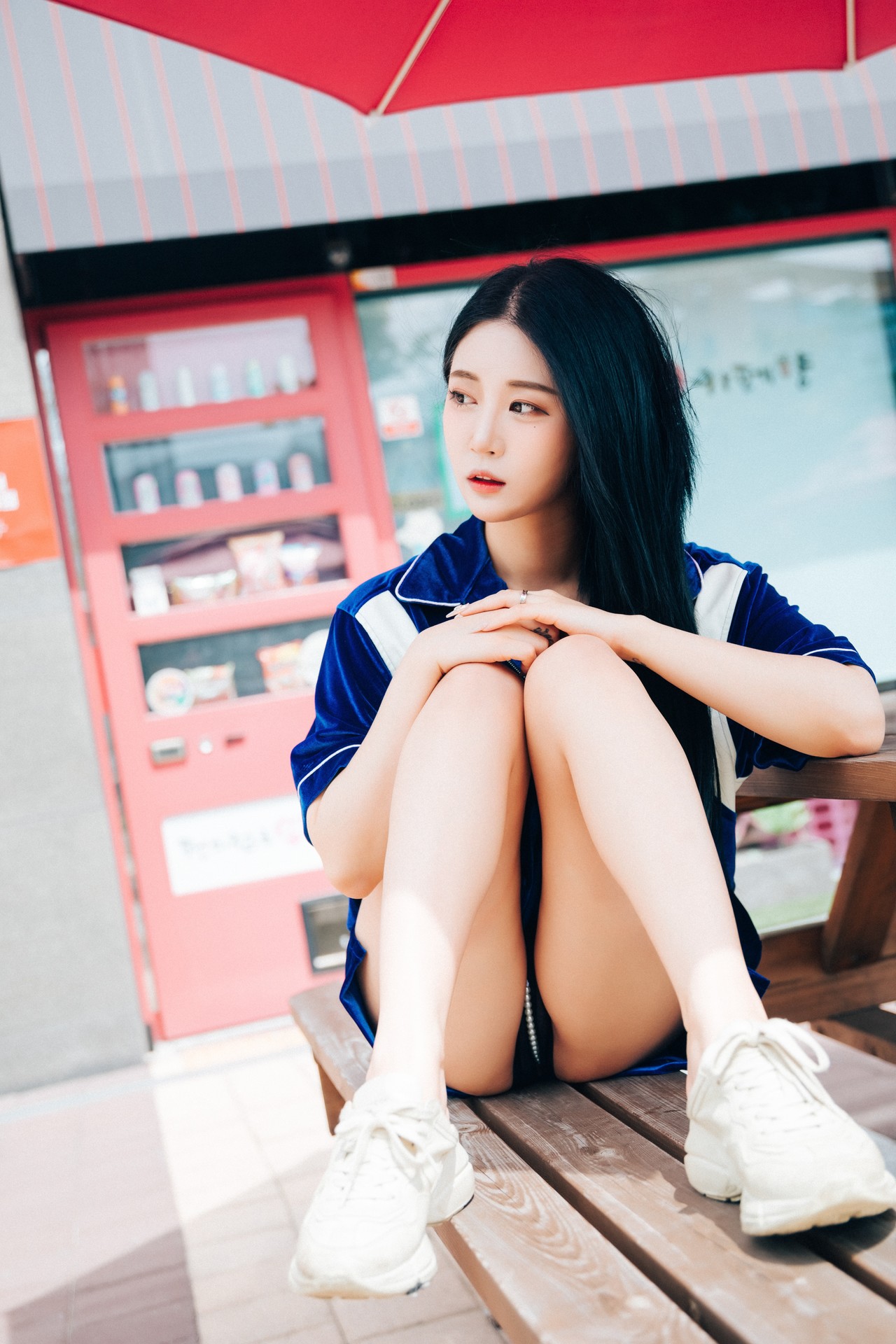 Jeong Bomi 정보미, [Loozy] Part Timer Set.02